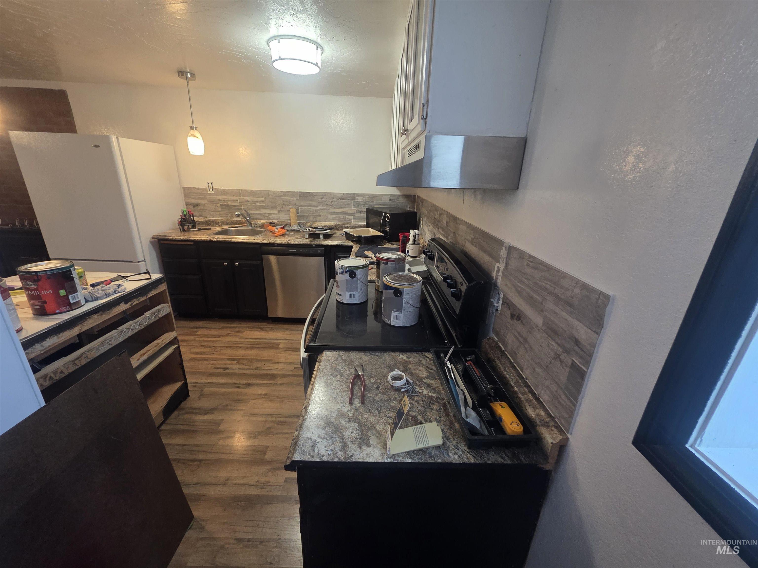 Kitchenette downstairs