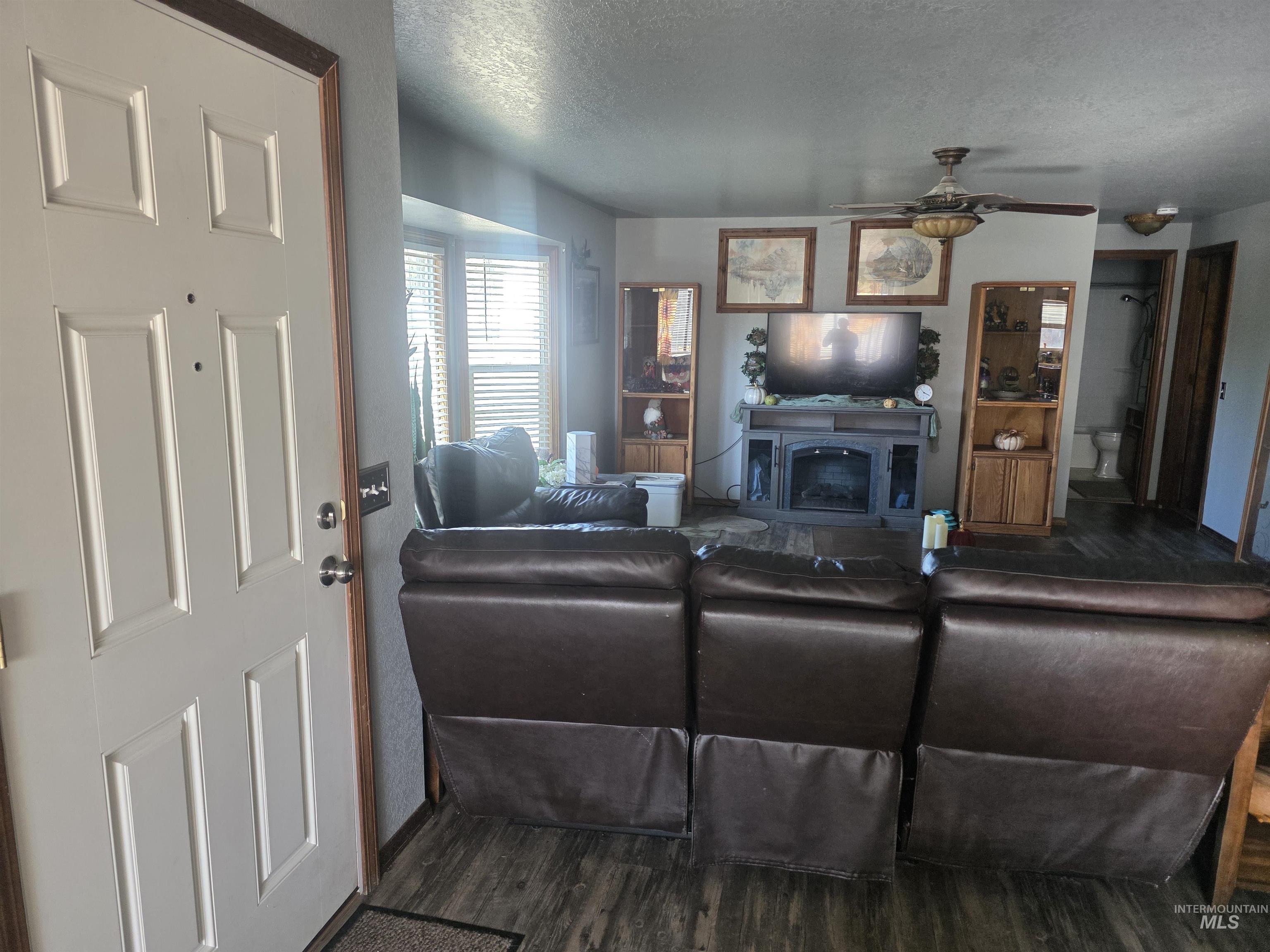 Main living room