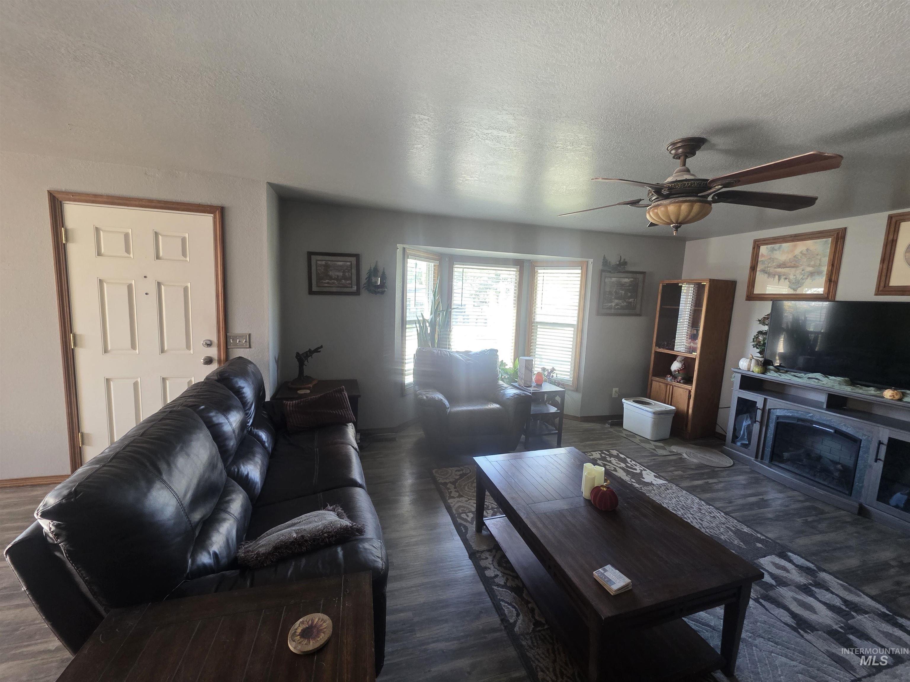 Main living room
