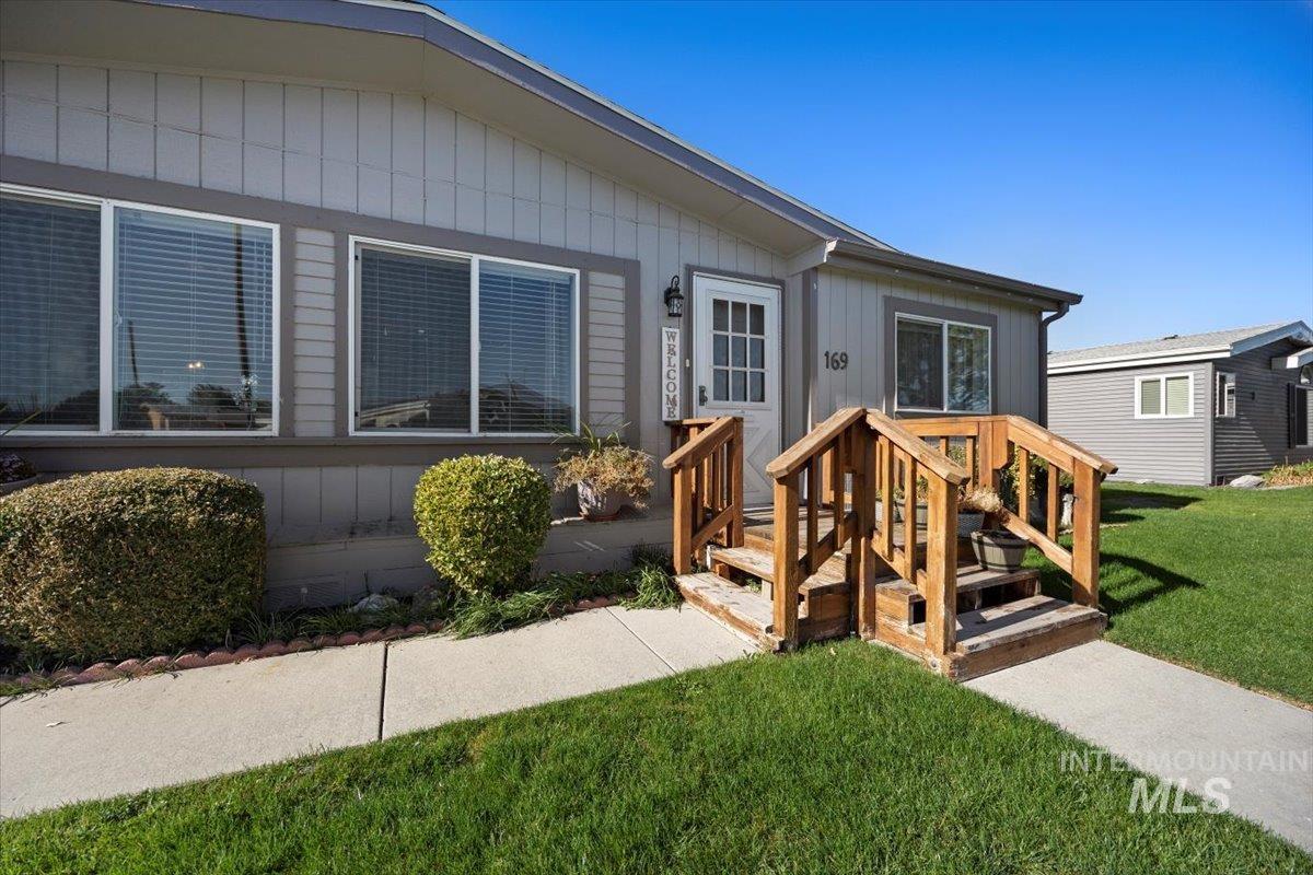 1907 W Flamingo Ave., Nampa, Idaho 83651, 3 Bedrooms, 2 Bathrooms, Residential For Sale, Price $174,900, 98965502