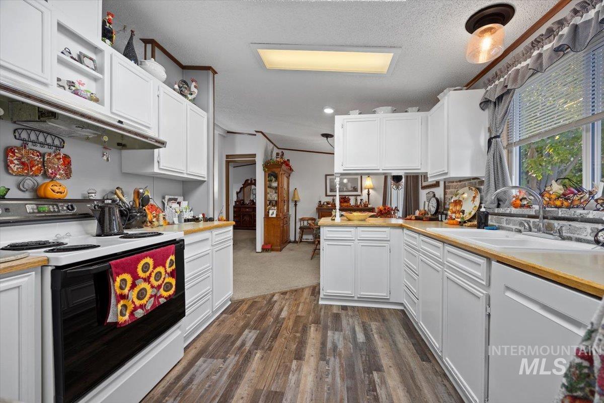 1907 W Flamingo Ave., Nampa, Idaho 83651, 3 Bedrooms, 2 Bathrooms, Residential For Sale, Price $174,900, 98965502