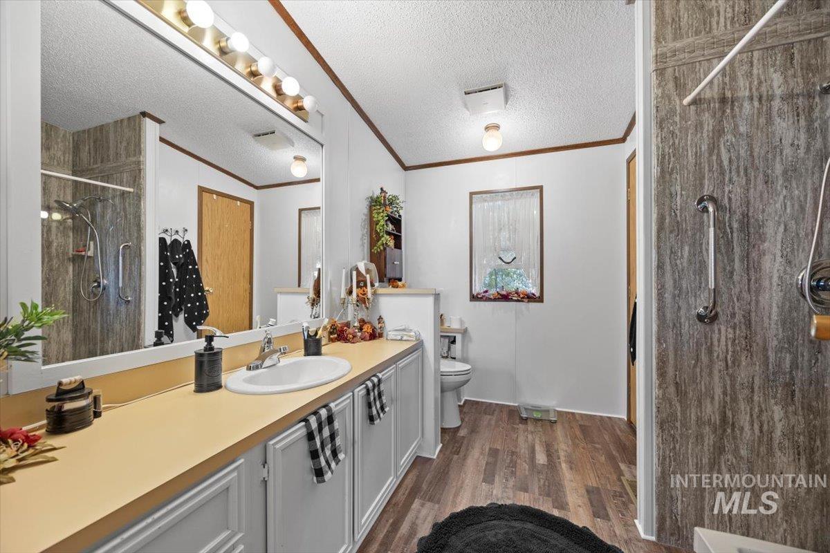 1907 W Flamingo Ave., Nampa, Idaho 83651, 3 Bedrooms, 2 Bathrooms, Residential For Sale, Price $174,900, 98965502