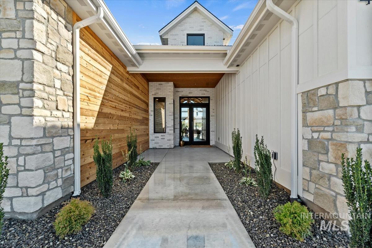 3584 N Harvest Moon Way, Eagle, Idaho 83616, 4 Bedrooms, 3.5 Bathrooms, Residential For Sale, Price $2,242,000, 98965533