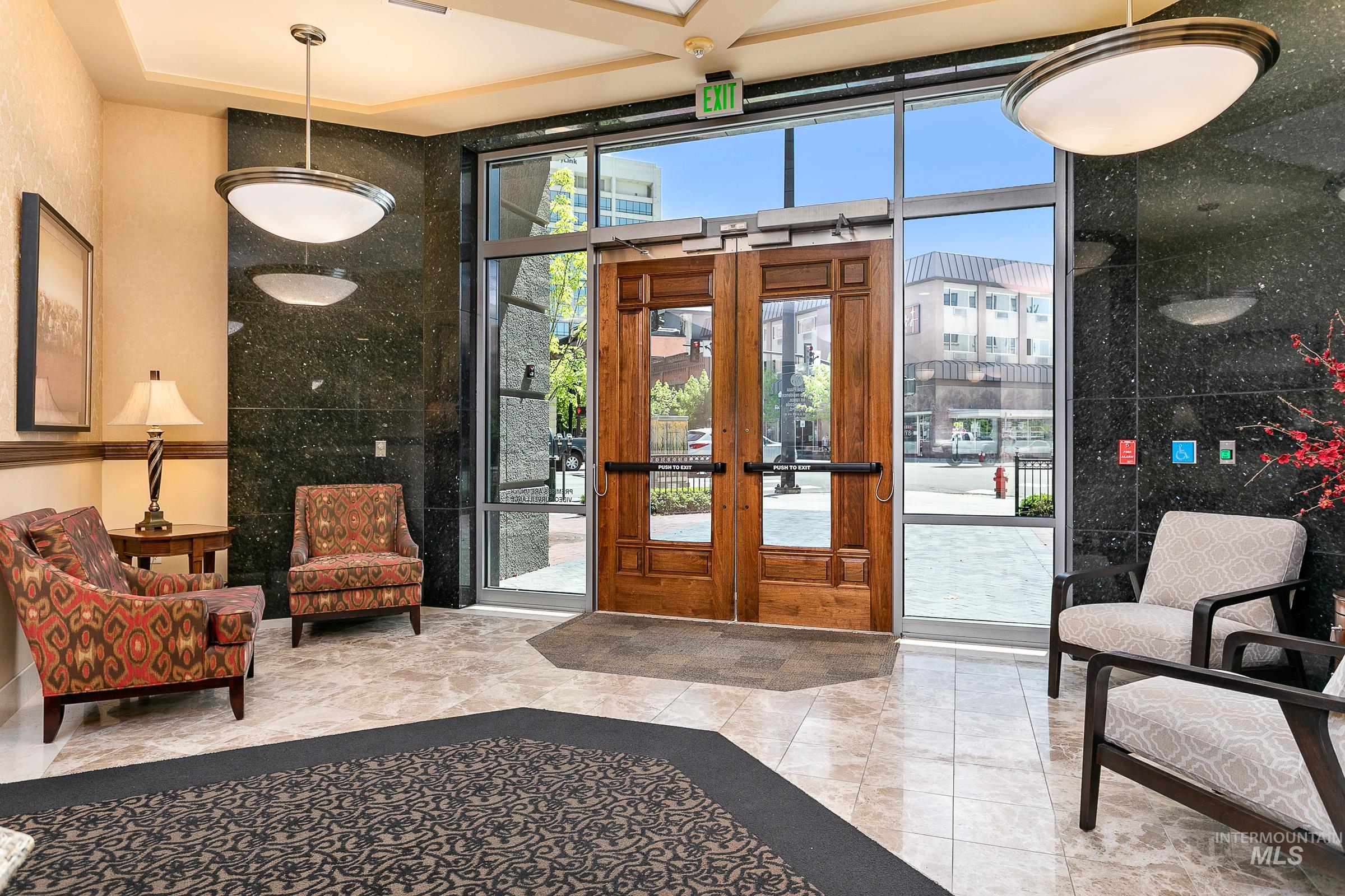 1112 W Main Street, Boise, Idaho 83702-5113, 2 Bedrooms, 2 Bathrooms, Residential For Sale, Price $1,299,900, 98965534