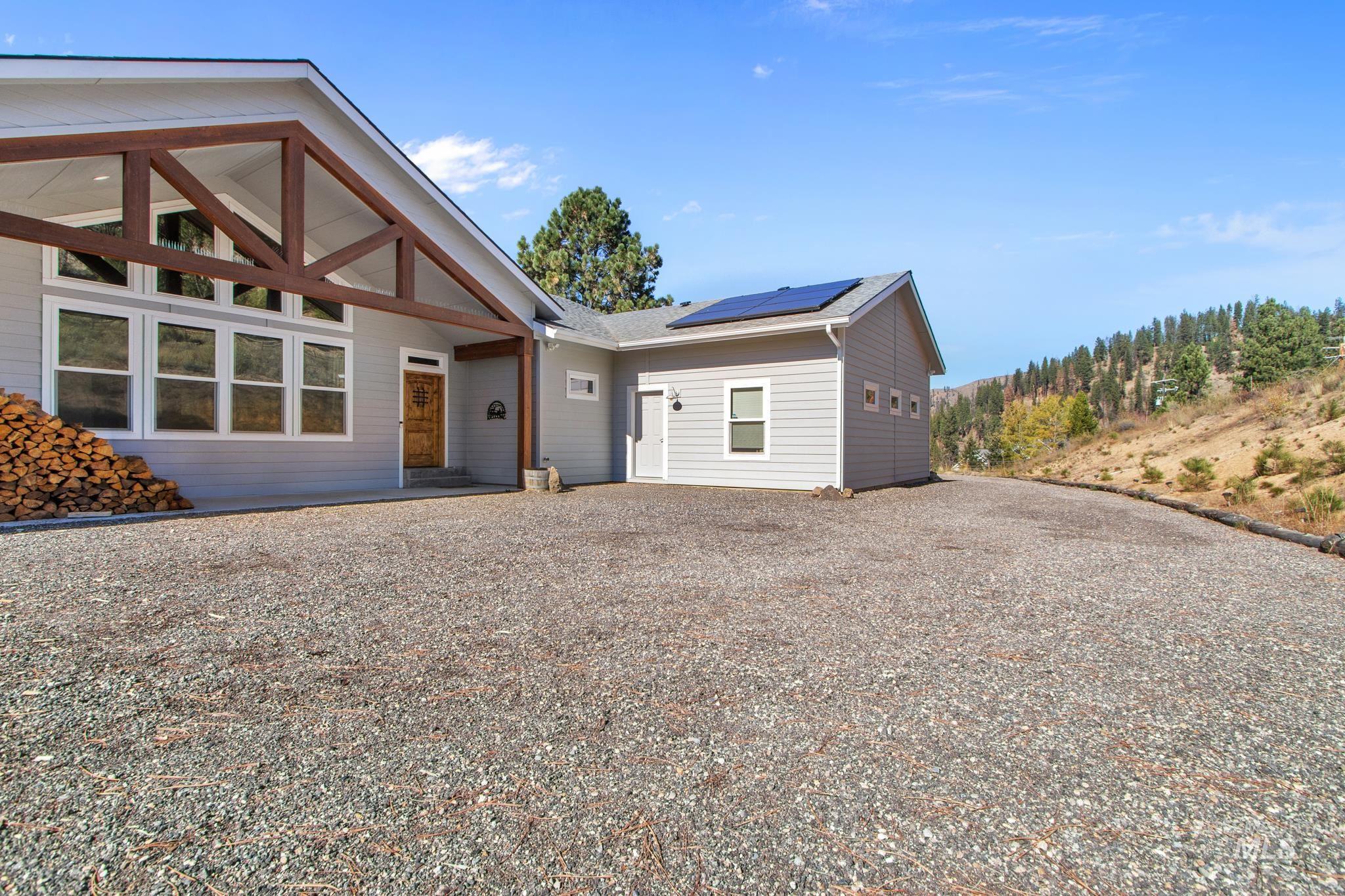 111 Swan Lane, Boise, Idaho 83716, 5 Bedrooms, 4 Bathrooms, Residential For Sale, Price $1,150,000, 98965541