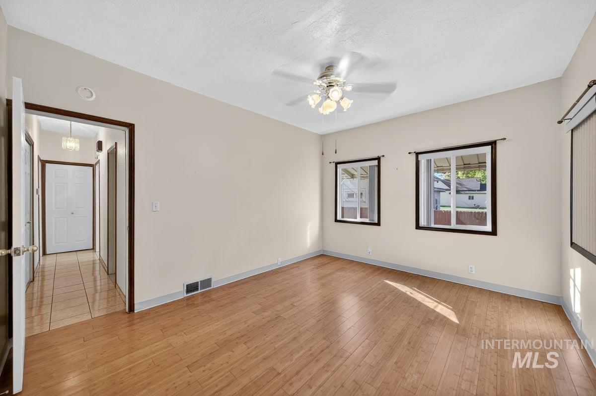 219 16th Ave. S, Nampa, Idaho 83651-0000, 4 Bedrooms, 2 Bathrooms, Residential For Sale, Price $349,500, 98965559