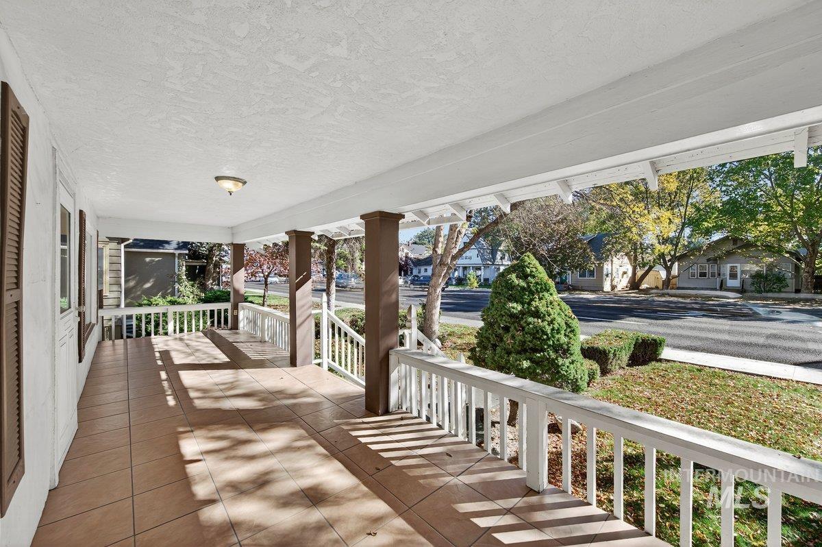 219 16th Ave. S, Nampa, Idaho 83651-0000, 4 Bedrooms, 2 Bathrooms, Residential For Sale, Price $349,500, 98965559