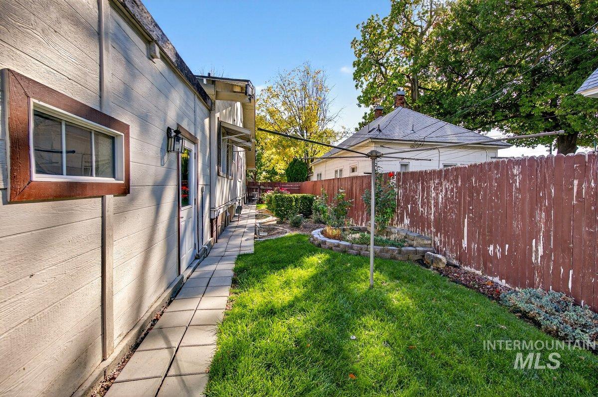 219 16th Ave. S, Nampa, Idaho 83651-0000, 4 Bedrooms, 2 Bathrooms, Residential For Sale, Price $349,500, 98965559