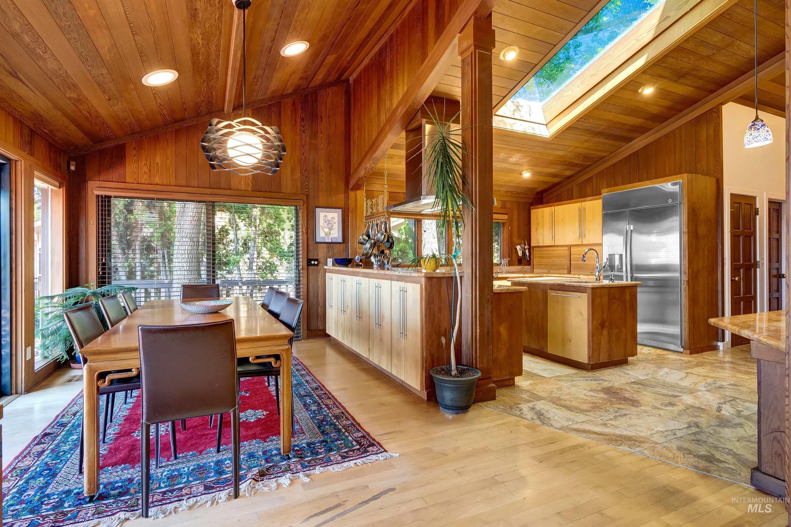 1955 E Table Rock Road, Boise, Idaho 83712-6662, 6 Bedrooms, 4 Bathrooms, Residential For Sale, Price $1,900,000, 98965566