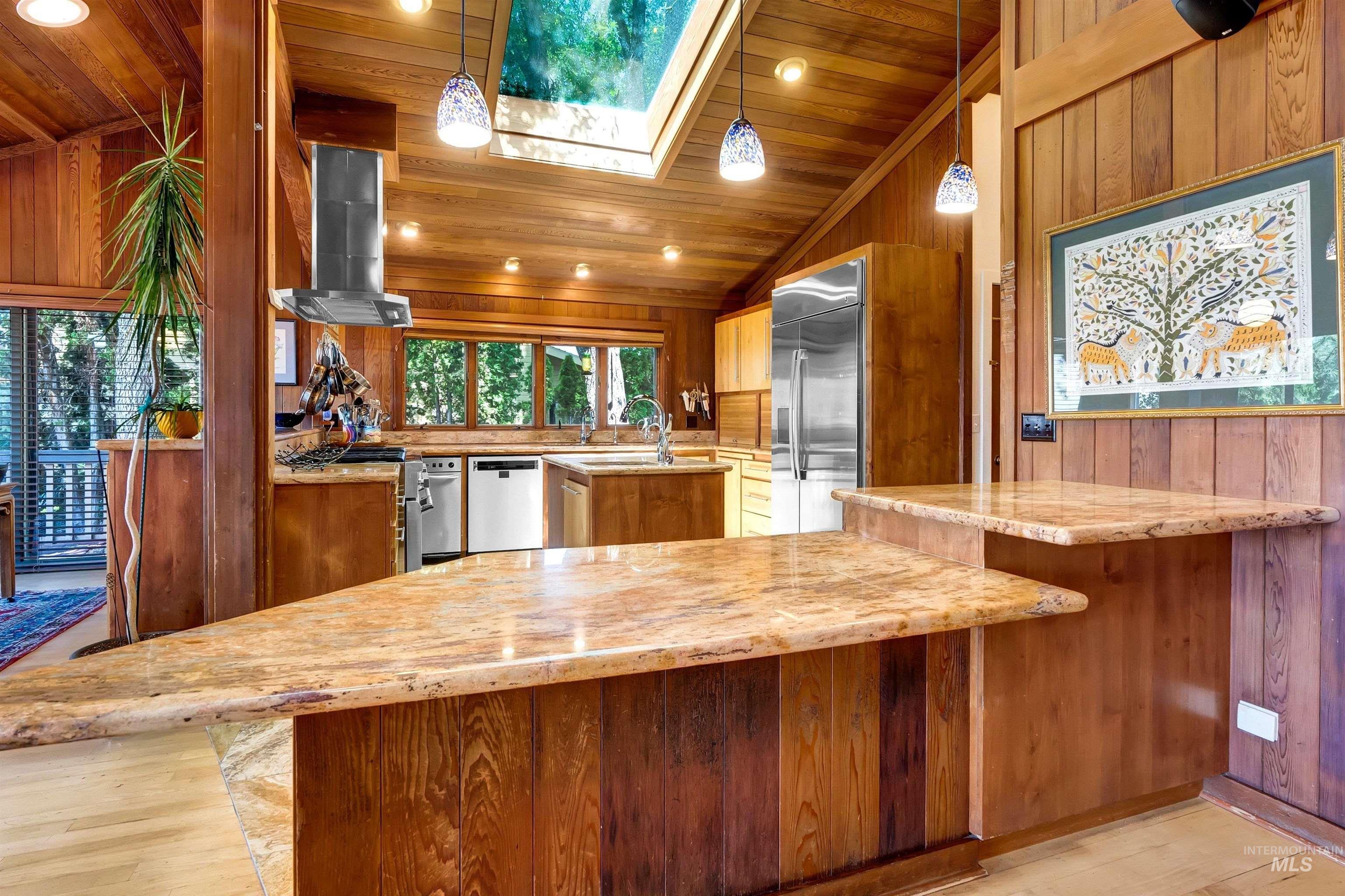 1955 E Table Rock Road, Boise, Idaho 83712-6662, 6 Bedrooms, 4 Bathrooms, Residential For Sale, Price $1,900,000, 98965566