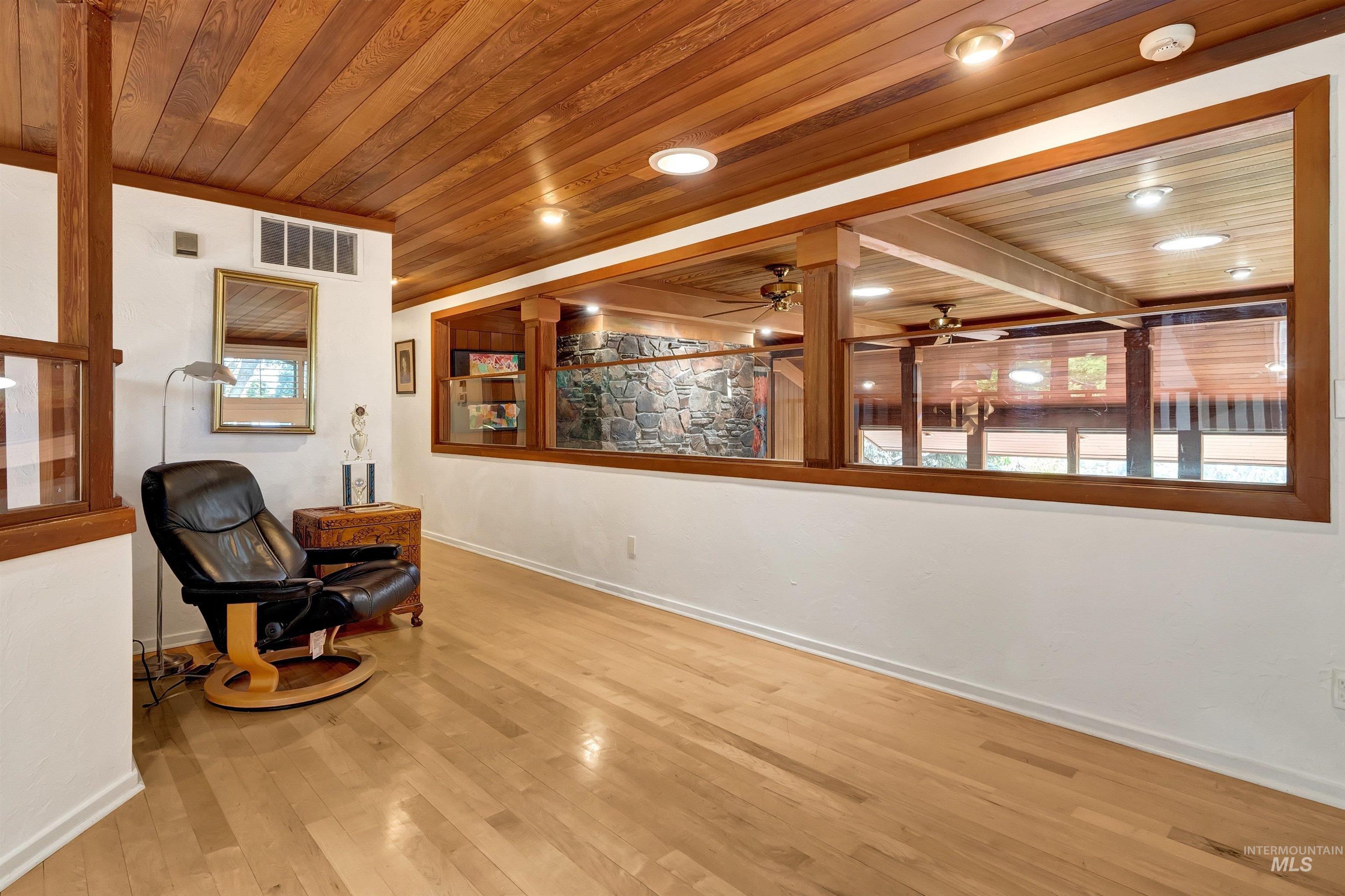 1955 E Table Rock Road, Boise, Idaho 83712-6662, 6 Bedrooms, 4 Bathrooms, Residential For Sale, Price $1,900,000, 98965566