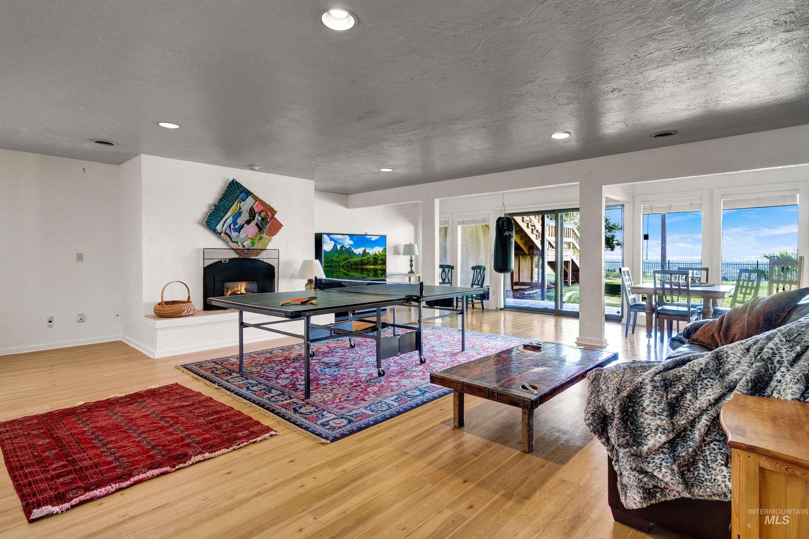 1955 E Table Rock Road, Boise, Idaho 83712-6662, 6 Bedrooms, 4 Bathrooms, Residential For Sale, Price $1,900,000, 98965566