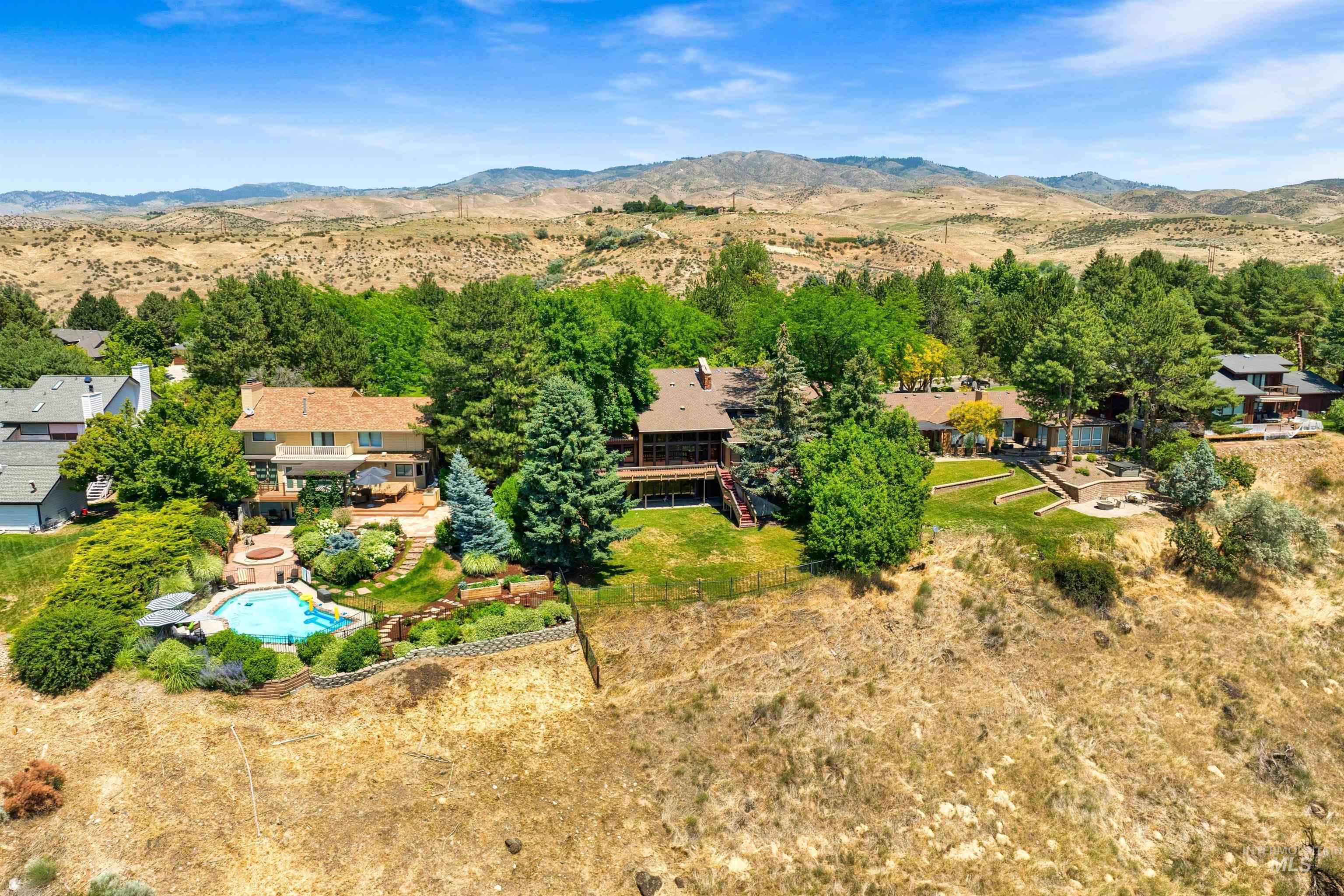 1955 E Table Rock Road, Boise, Idaho 83712-6662, 6 Bedrooms, 4 Bathrooms, Residential For Sale, Price $1,900,000, 98965566
