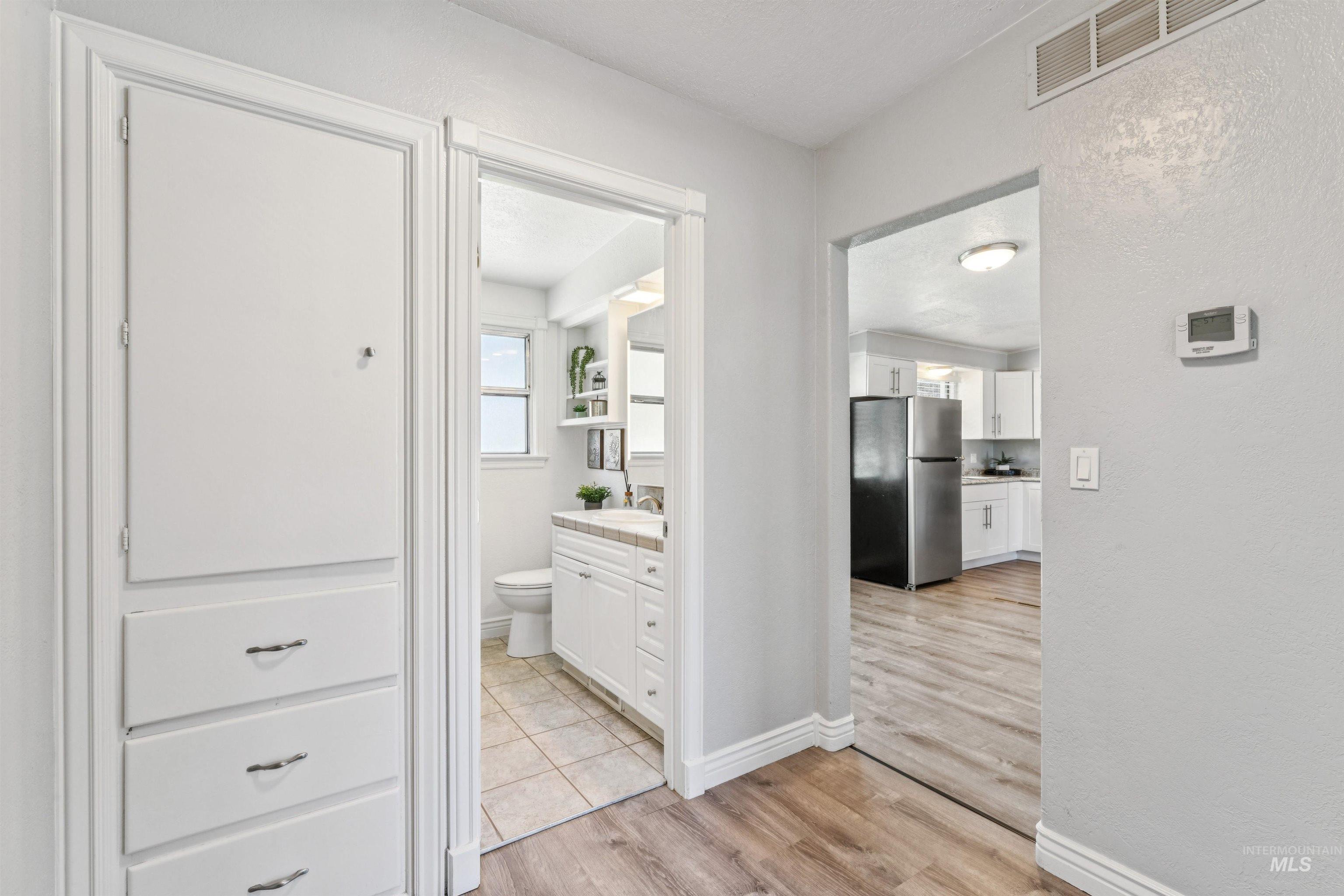 1612 & 1614 S Latah Street, Boise, Idaho 83705, 2 Bedrooms, 1 Bathroom, Residential Income For Sale, Price $499,000, 98965572