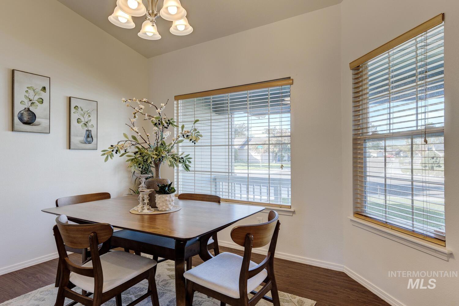 64 S Parkcrest St, Nampa, Idaho 83687, 3 Bedrooms, 2 Bathrooms, Residential For Sale, Price $370,000, 98965589
