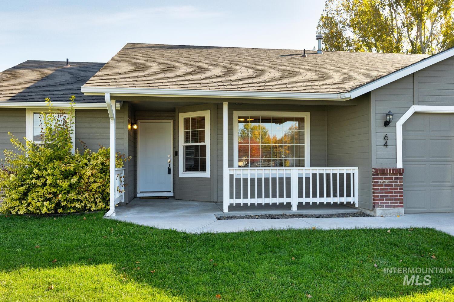 64 S Parkcrest St, Nampa, Idaho 83687, 3 Bedrooms, 2 Bathrooms, Residential For Sale, Price $370,000, 98965589