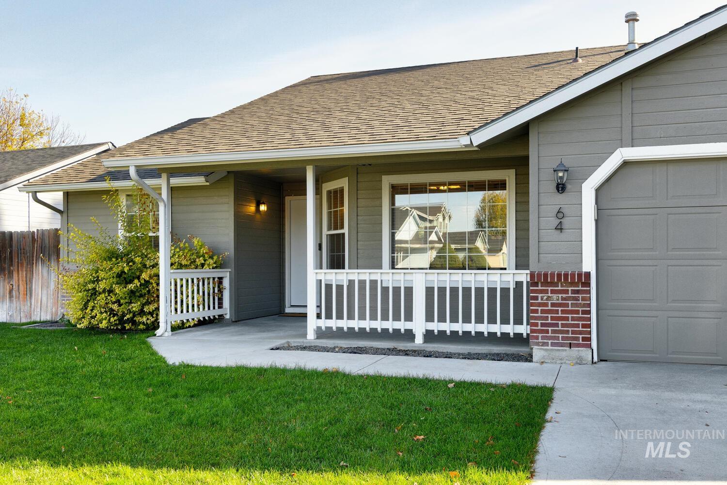 64 S Parkcrest St, Nampa, Idaho 83687, 3 Bedrooms, 2 Bathrooms, Residential For Sale, Price $370,000, 98965589