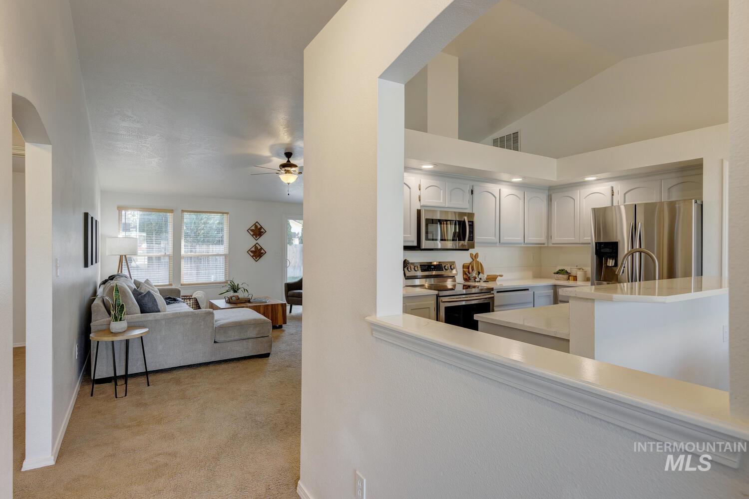 64 S Parkcrest St, Nampa, Idaho 83687, 3 Bedrooms, 2 Bathrooms, Residential For Sale, Price $370,000, 98965589