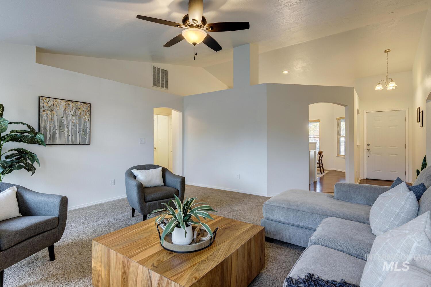 64 S Parkcrest St, Nampa, Idaho 83687, 3 Bedrooms, 2 Bathrooms, Residential For Sale, Price $370,000, 98965589