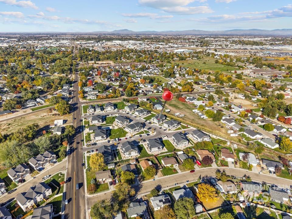 2314 E Spice Loop, Nampa, Idaho 83687, 3 Bedrooms, 3 Bathrooms, Residential For Sale, Price $327,500, 98965595