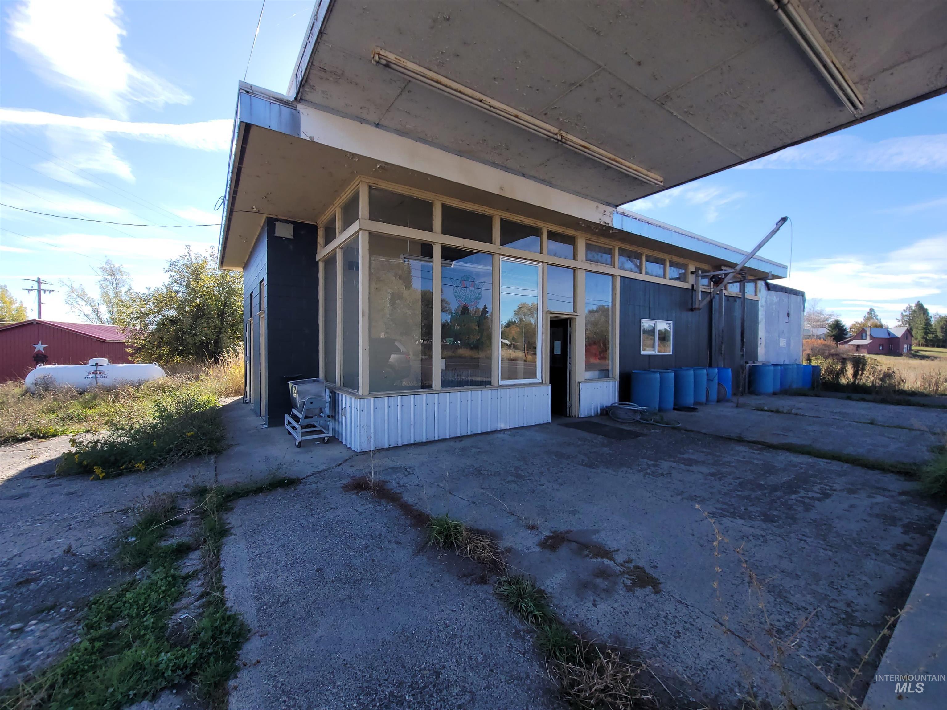 208 W Pierce Avenue, Weippe, Idaho 83553, Business/Commercial For Sale, Price $300,000,MLS 98965603