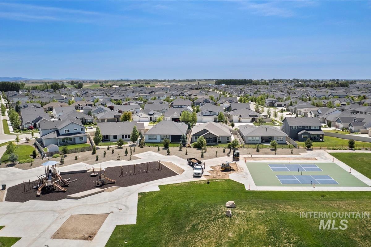 1469 E Andes Dr, Kuna, Idaho 83634, 3 Bedrooms, 2 Bathrooms, Residential For Sale, Price $569,900, 98965609