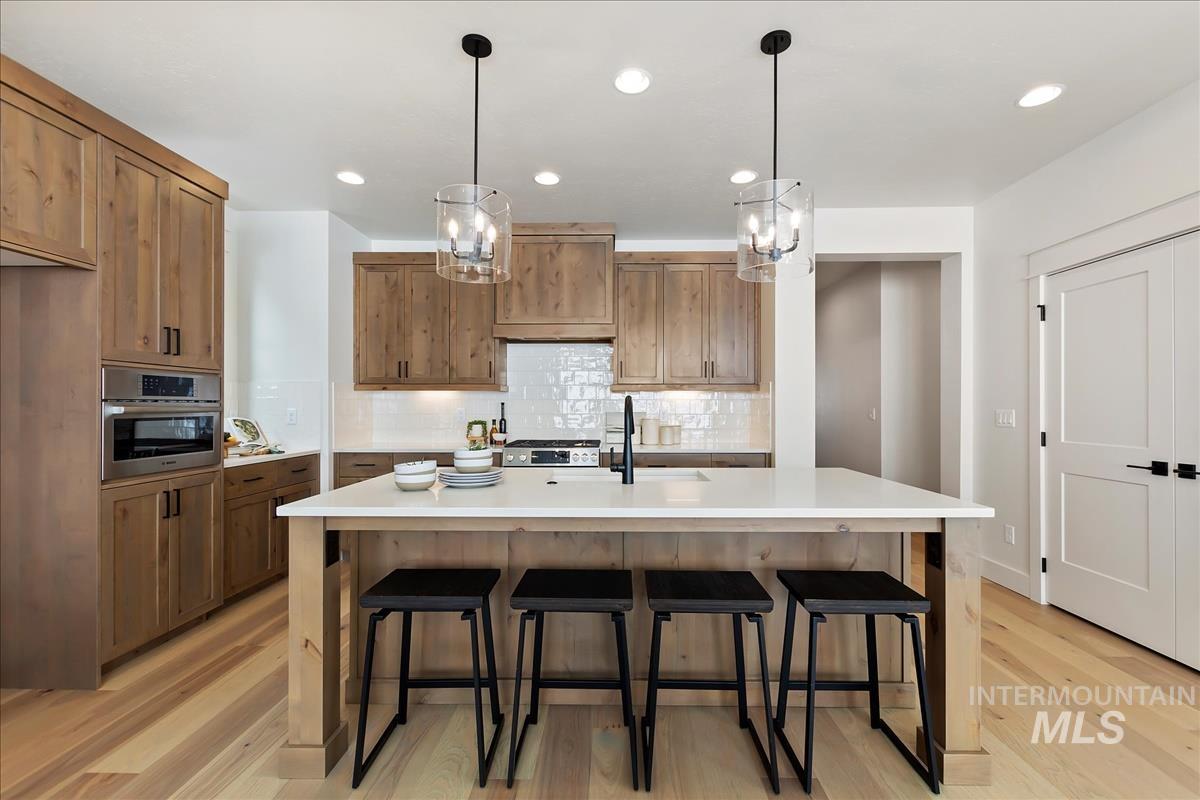 10880 W Cruden Bay Ln., Kuna, Idaho 83634, 3 Bedrooms, 2.5 Bathrooms, Residential For Sale, Price $689,900, 98965611