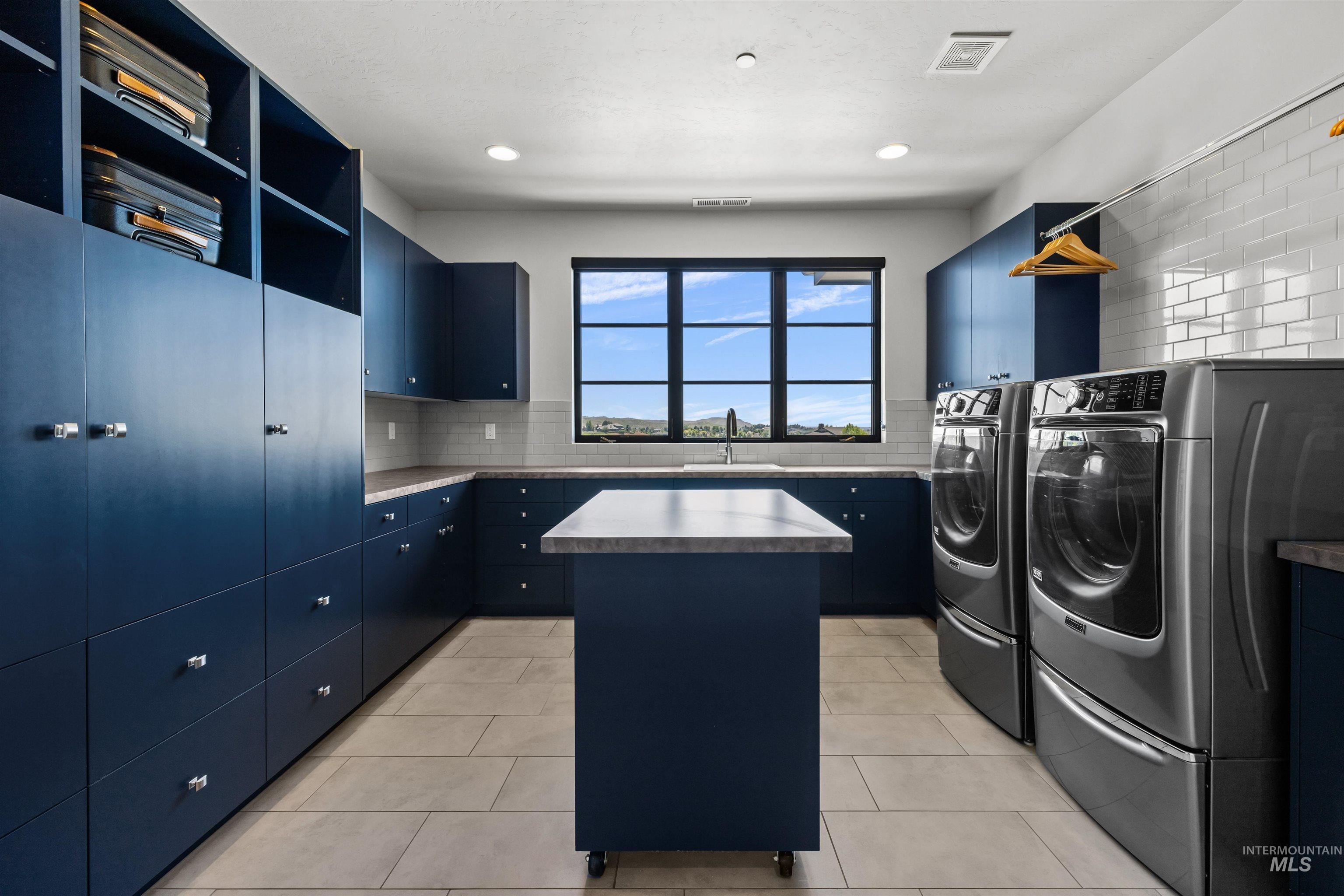 510 W Paso Fino Dr., Boise, Idaho 83702, 6 Bedrooms, 7 Bathrooms, Residential For Sale, Price $2,699,000,MLS 98965613