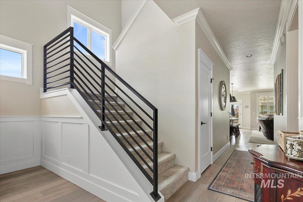 2207 E Timber Trail, Kuna, Idaho 83646, 5 Bedrooms, 2.5 Bathrooms, Residential For Sale, Price $799,900, 98965633