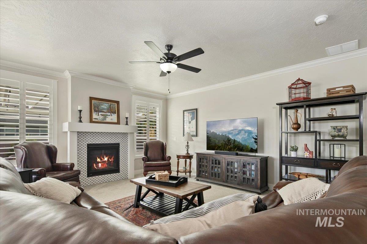 2207 E Timber Trail, Kuna, Idaho 83646, 5 Bedrooms, 2.5 Bathrooms, Residential For Sale, Price $799,900, 98965633