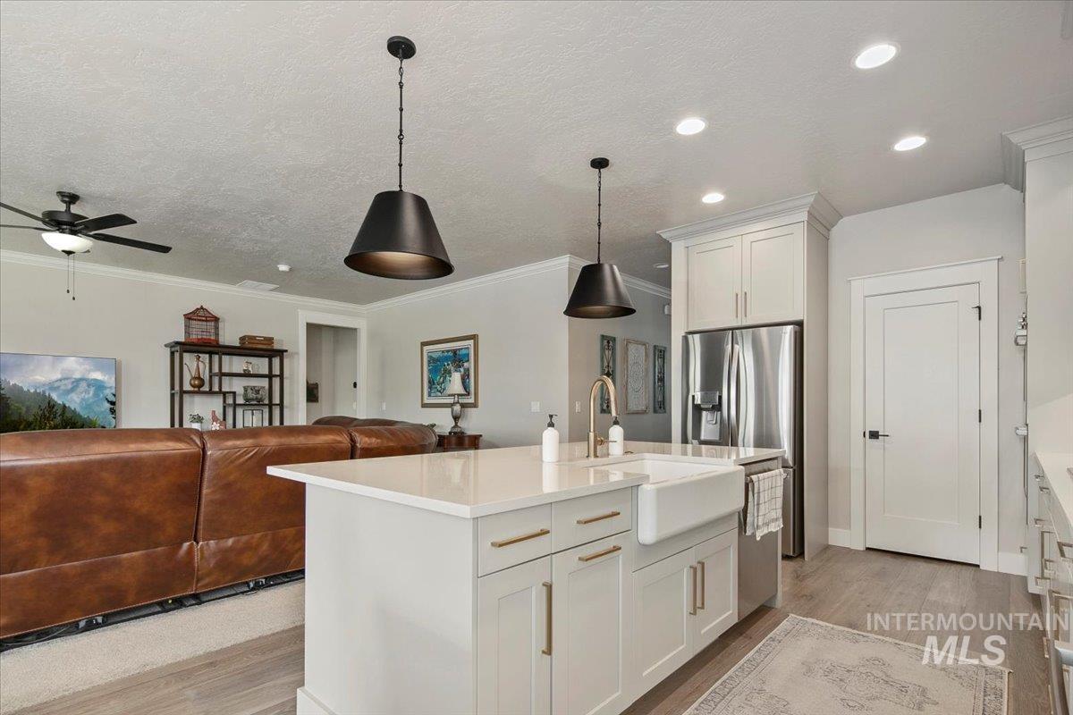 2207 E Timber Trail, Kuna, Idaho 83646, 5 Bedrooms, 2.5 Bathrooms, Residential For Sale, Price $799,900, 98965633