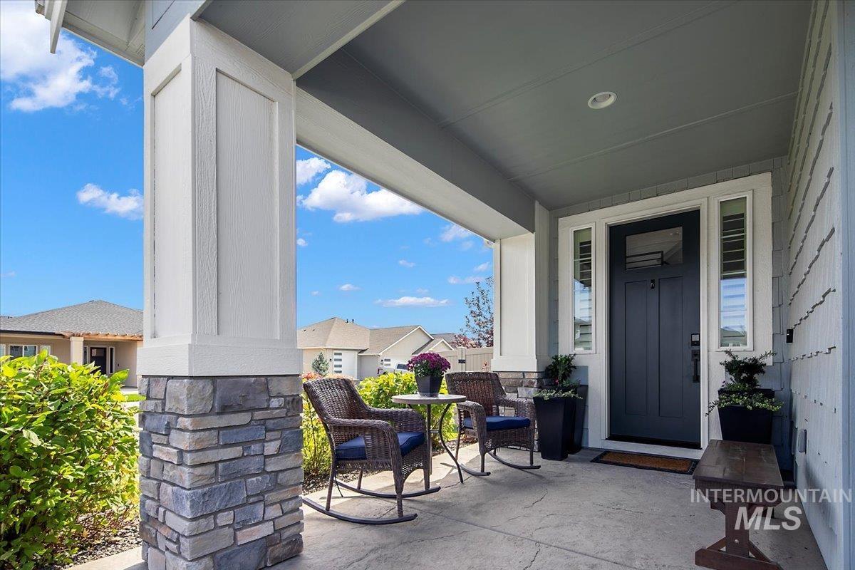 2207 E Timber Trail, Kuna, Idaho 83646, 5 Bedrooms, 2.5 Bathrooms, Residential For Sale, Price $799,900, 98965633