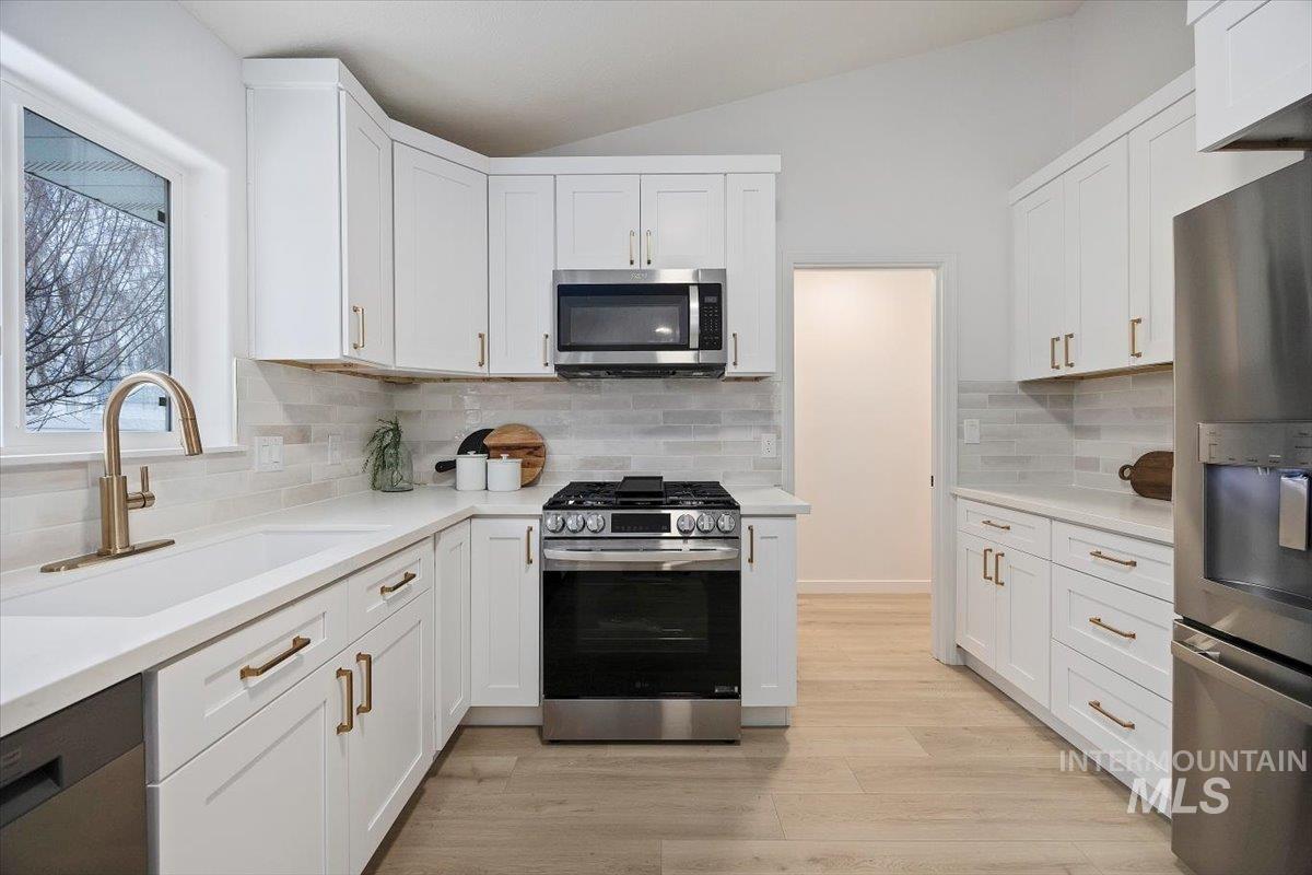 2654 Sagebrush Dr., Twin Falls, Idaho 83301, 3 Bedrooms, 2 Bathrooms, Residential For Sale, Price $389,900, 98965657
