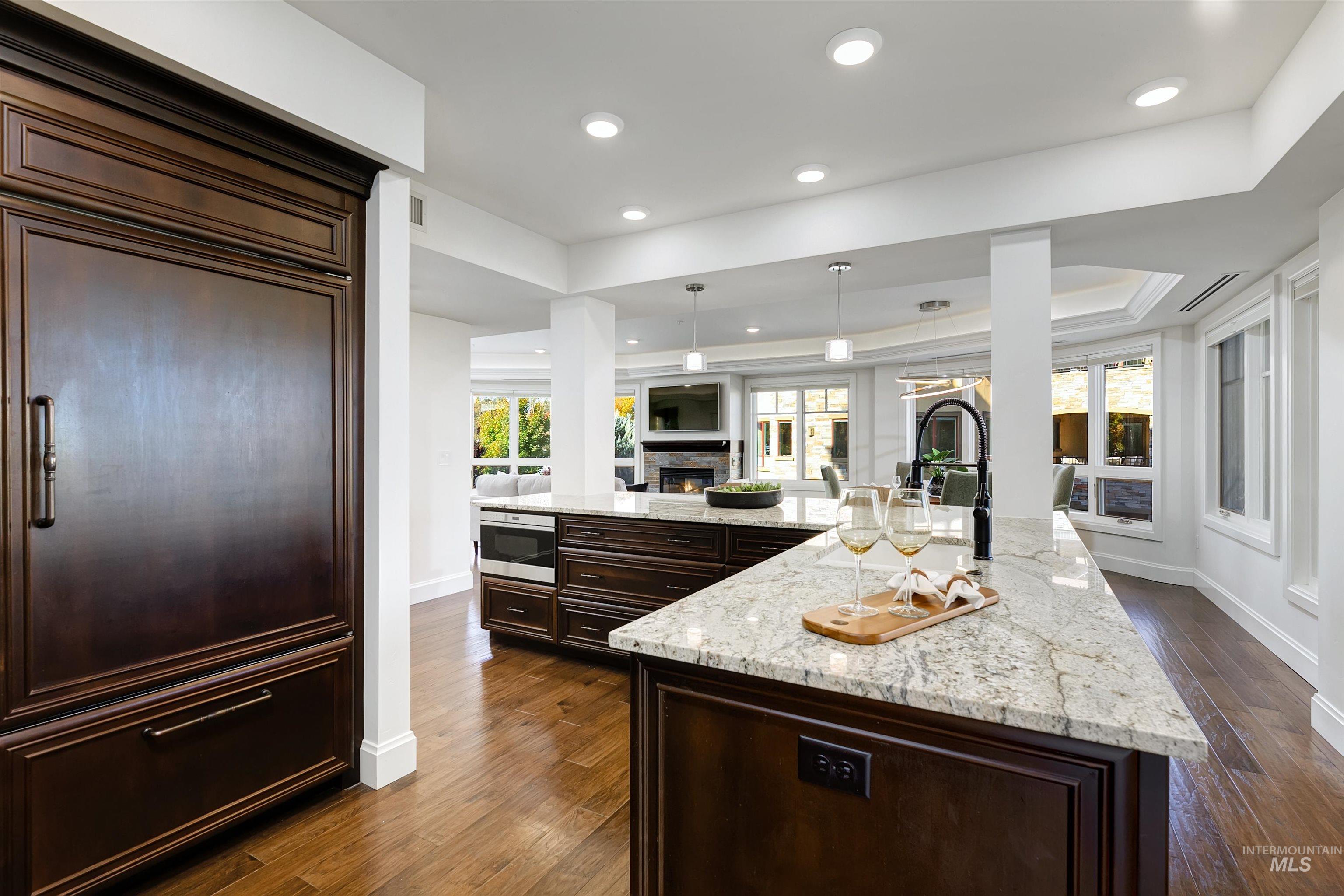 3059 W Crescent Rim Dr, Boise, Idaho 83706, 2 Bedrooms, 2.5 Bathrooms, Residential For Sale, Price $1,040,000, 98965661