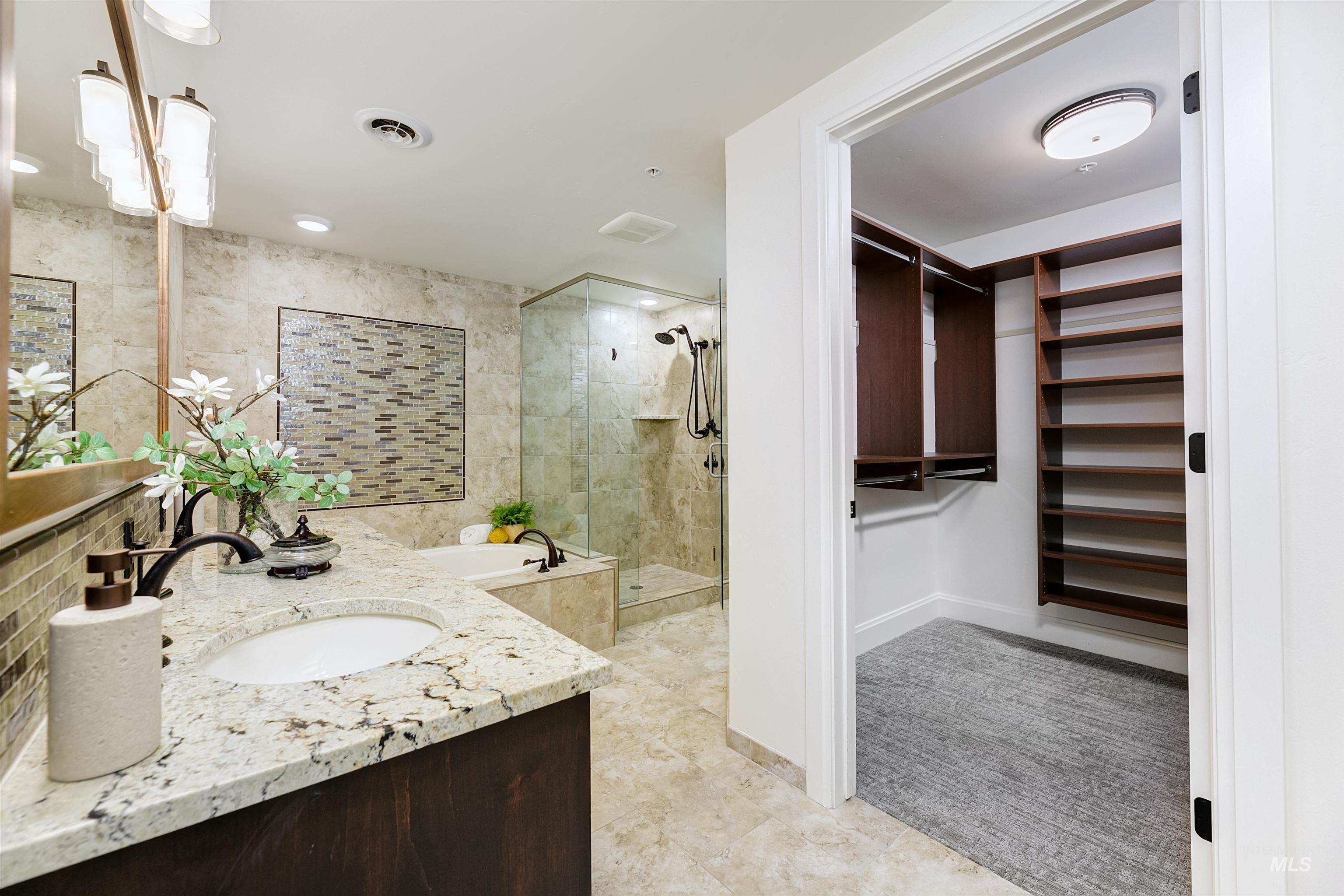 3059 W Crescent Rim Dr, Boise, Idaho 83706, 2 Bedrooms, 2.5 Bathrooms, Residential For Sale, Price $1,040,000, 98965661
