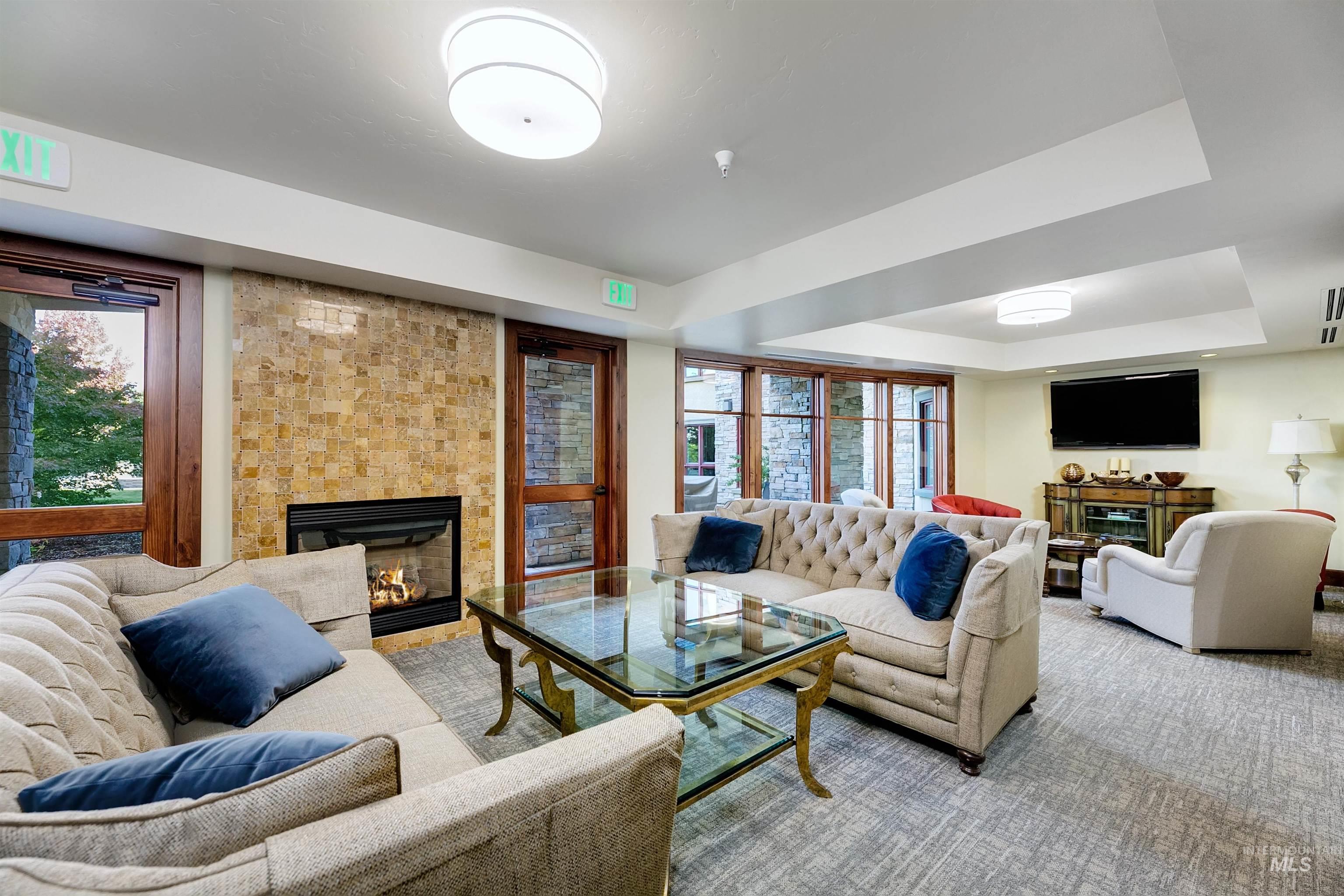 3059 W Crescent Rim Dr, Boise, Idaho 83706, 2 Bedrooms, 2.5 Bathrooms, Residential For Sale, Price $1,040,000, 98965661