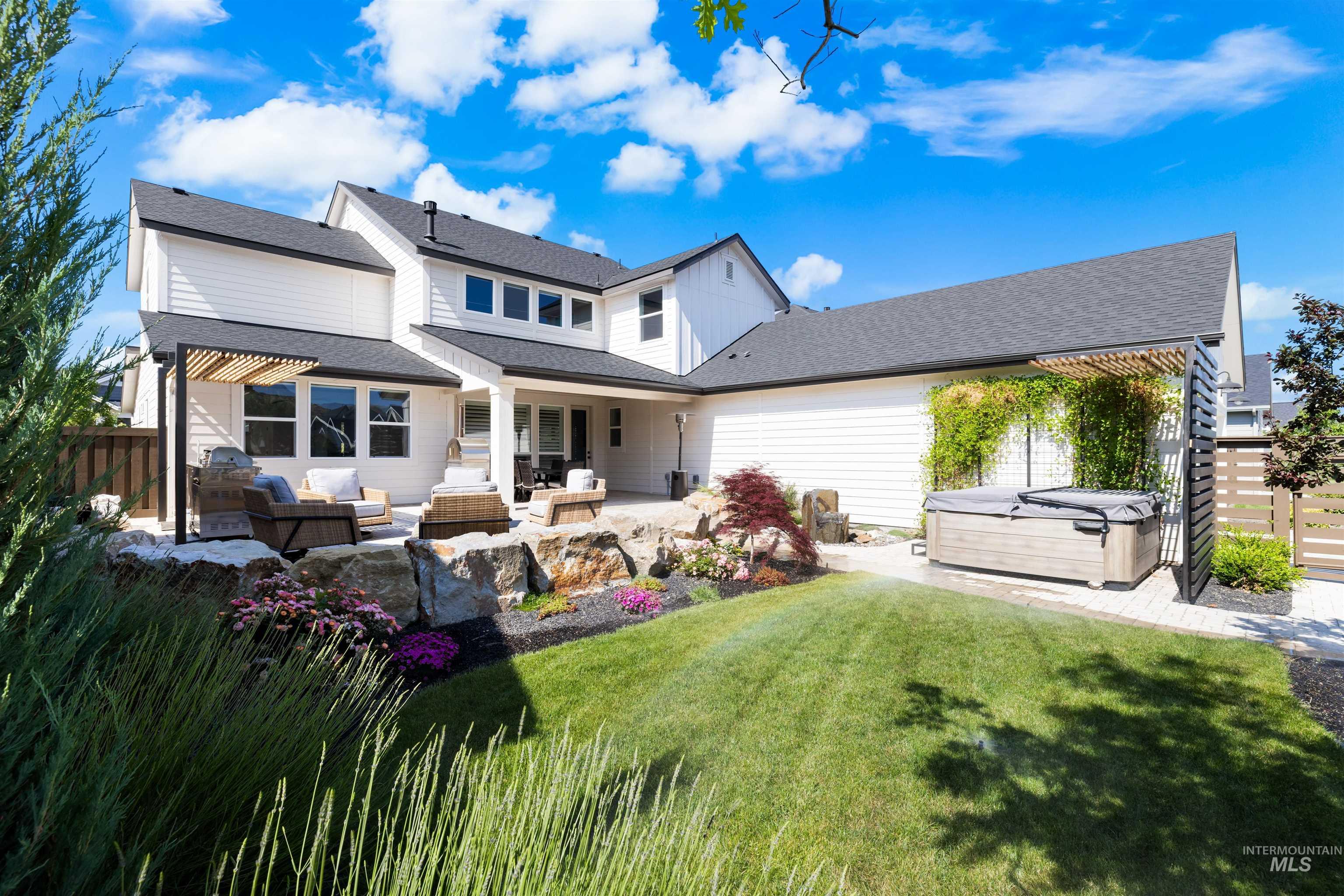 3122 W Hidden Springs Dr, Boise, Idaho 83714, 5 Bedrooms, 3.5 Bathrooms, Residential For Sale, Price $1,060,000, 98965666