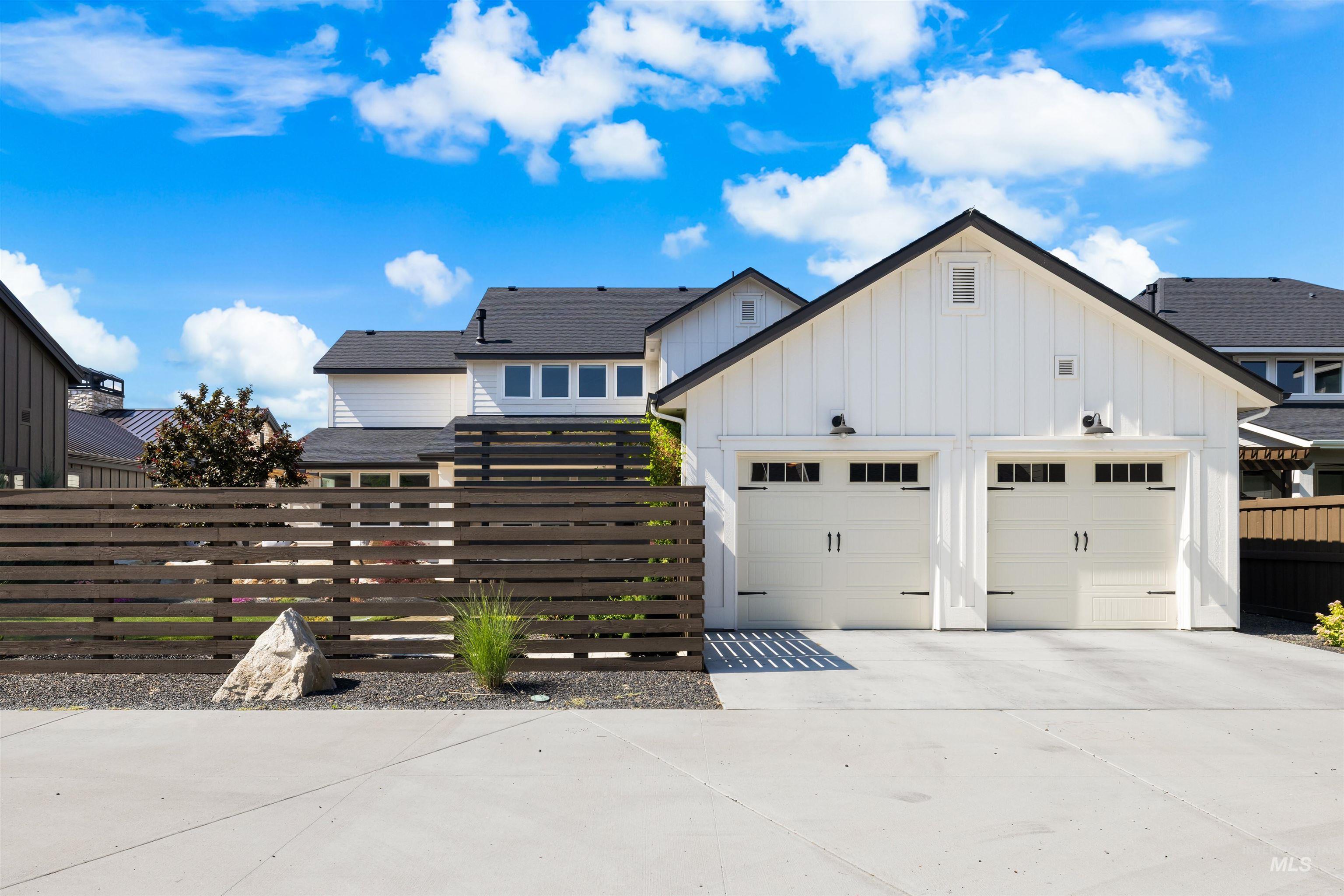3122 W Hidden Springs Dr, Boise, Idaho 83714, 5 Bedrooms, 3.5 Bathrooms, Residential For Sale, Price $1,060,000, 98965666