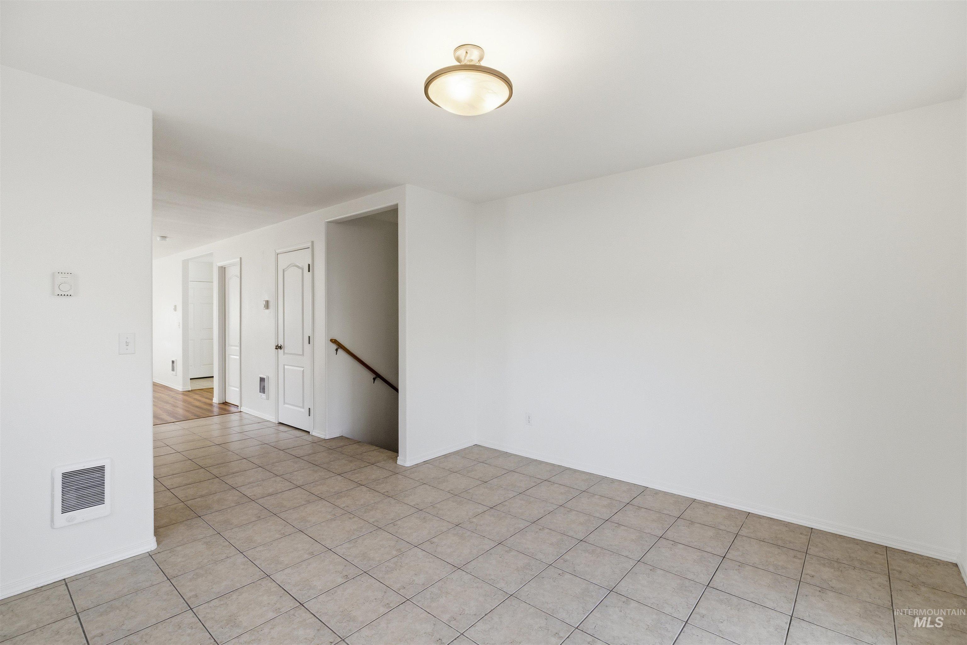 626 Britton Ln., Moscow, Idaho 83843, 4 Bedrooms, 3.5 Bathrooms, Residential For Sale, Price $398,000, 98965679