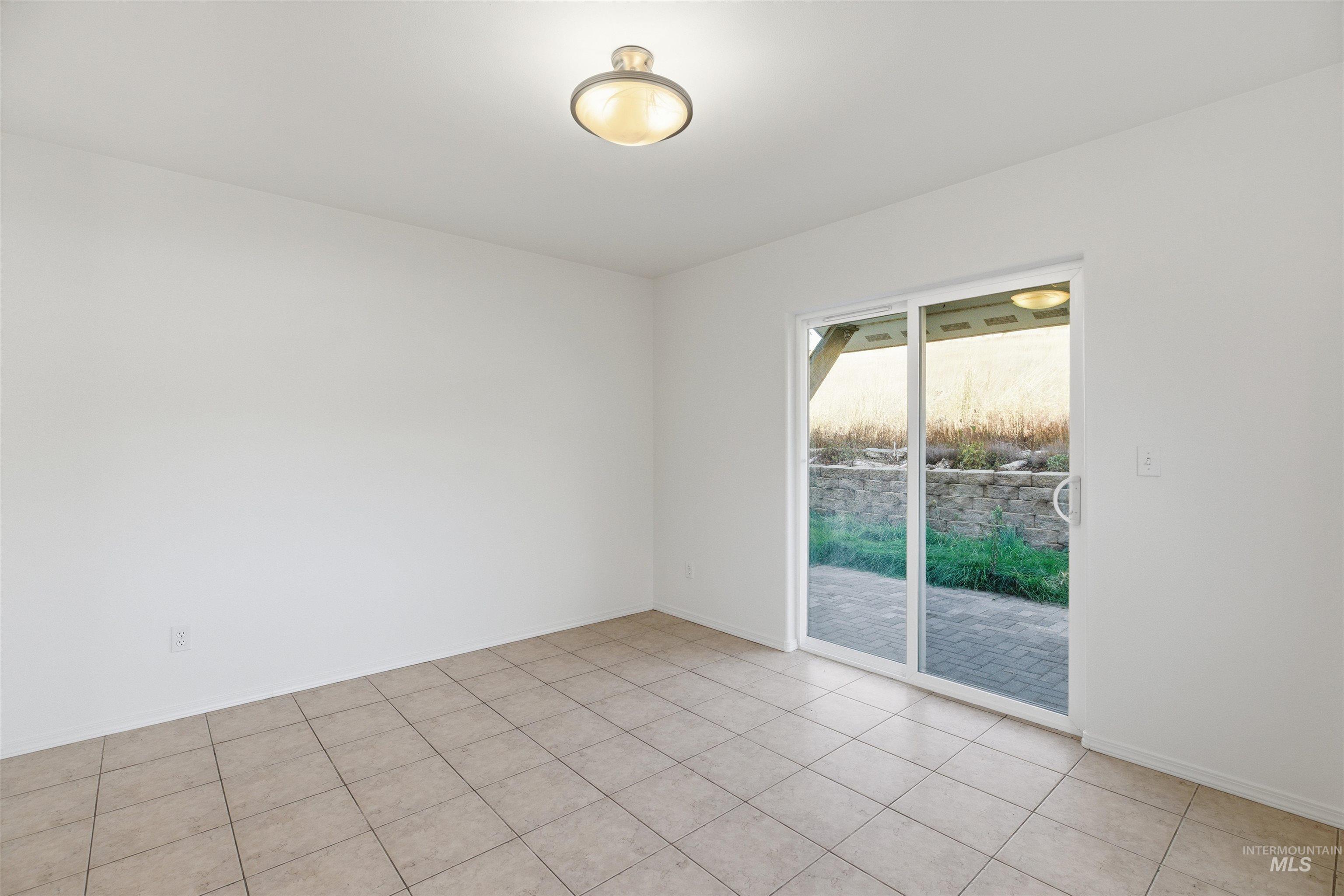 626 Britton Ln., Moscow, Idaho 83843, 4 Bedrooms, 3.5 Bathrooms, Residential For Sale, Price $398,000, 98965679