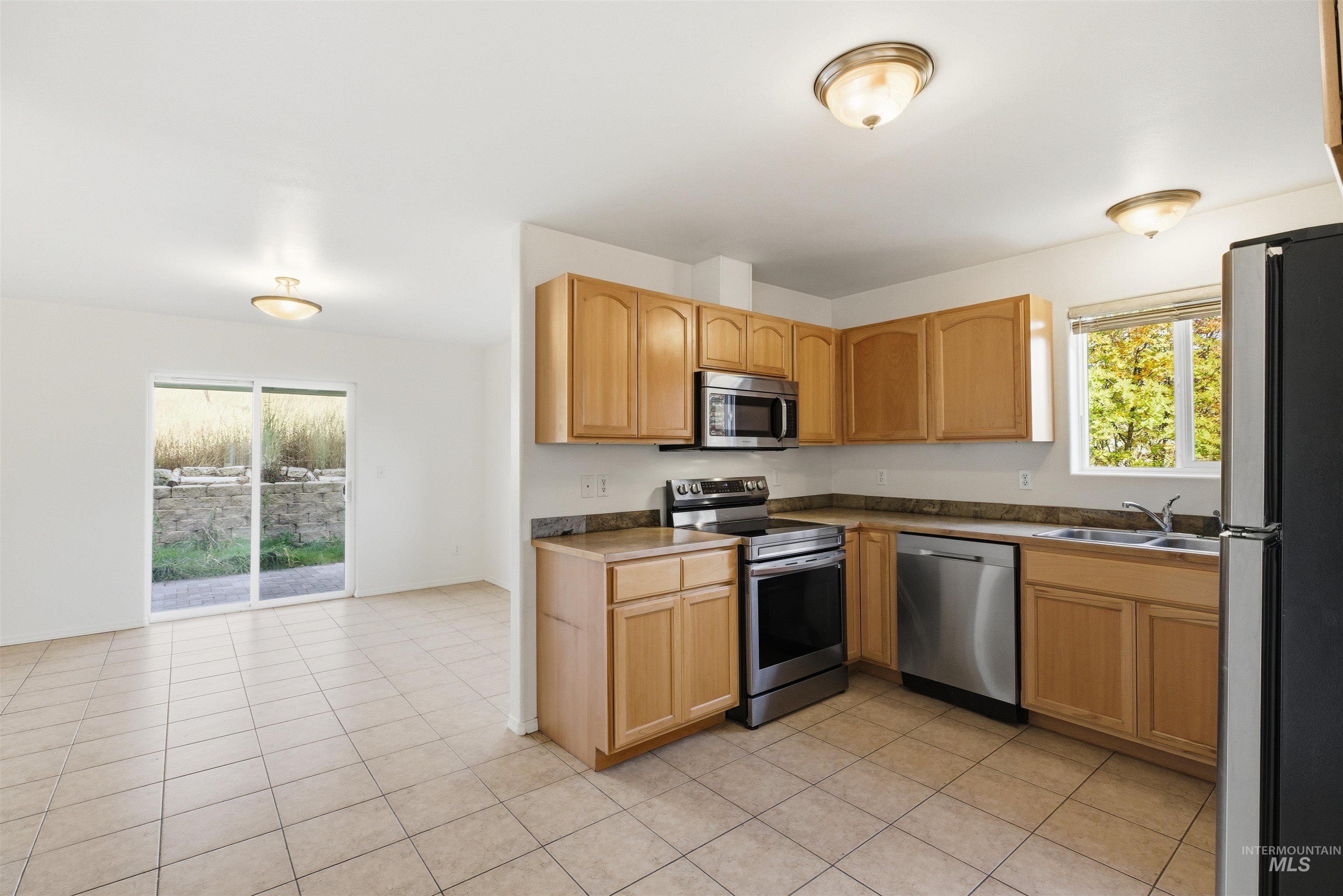 626 Britton Ln., Moscow, Idaho 83843, 4 Bedrooms, 3.5 Bathrooms, Residential For Sale, Price $398,000, 98965679
