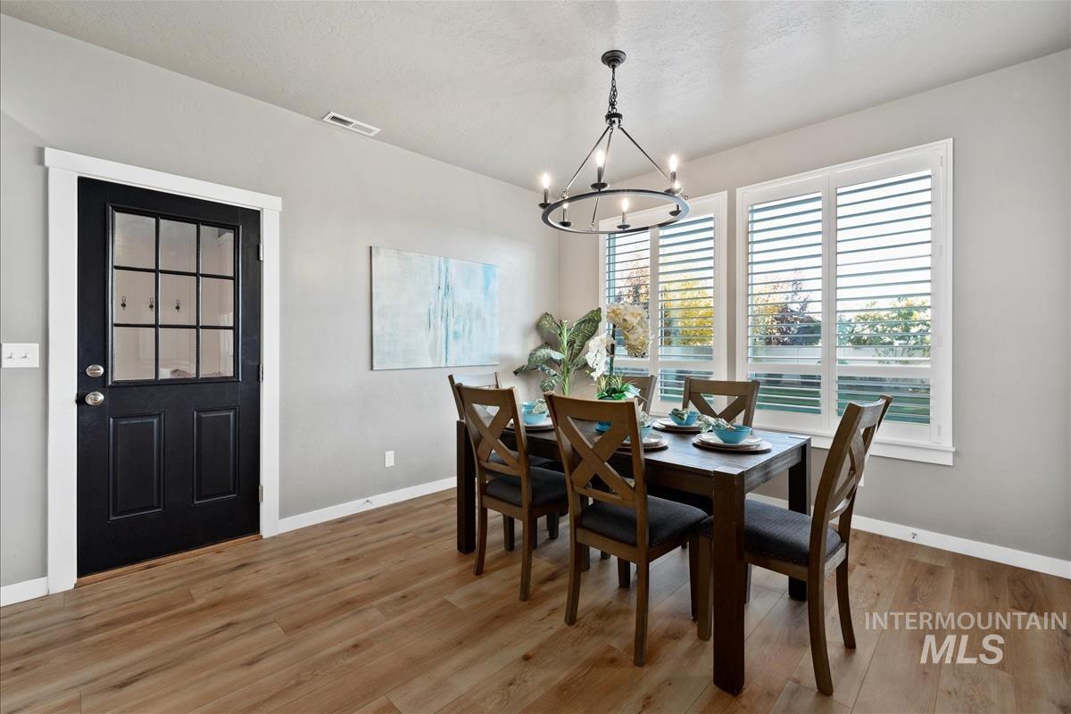 4643 S Martinel Way, Meridian, Idaho 83642, 4 Bedrooms, 2.5 Bathrooms, Residential For Sale, Price $589,900, 98965683