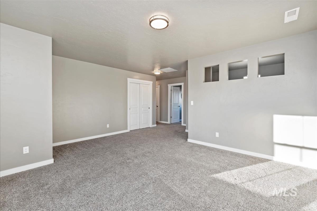 4643 S Martinel Way, Meridian, Idaho 83642, 4 Bedrooms, 2.5 Bathrooms, Residential For Sale, Price $589,900, 98965683