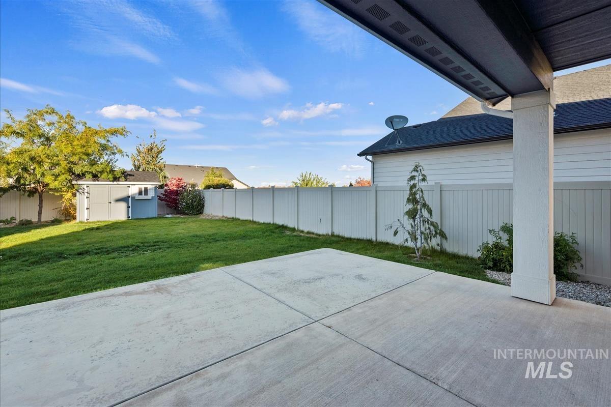 4643 S Martinel Way, Meridian, Idaho 83642, 4 Bedrooms, 2.5 Bathrooms, Residential For Sale, Price $589,900, 98965683