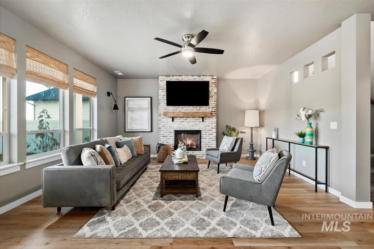 4643 S Martinel Way, Meridian, Idaho 83642, 4 Bedrooms, 2.5 Bathrooms, Residential For Sale, Price $589,900, 98965683