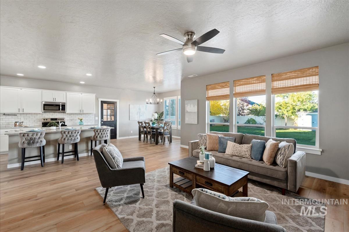 4643 S Martinel Way, Meridian, Idaho 83642, 4 Bedrooms, 2.5 Bathrooms, Residential For Sale, Price $589,900, 98965683