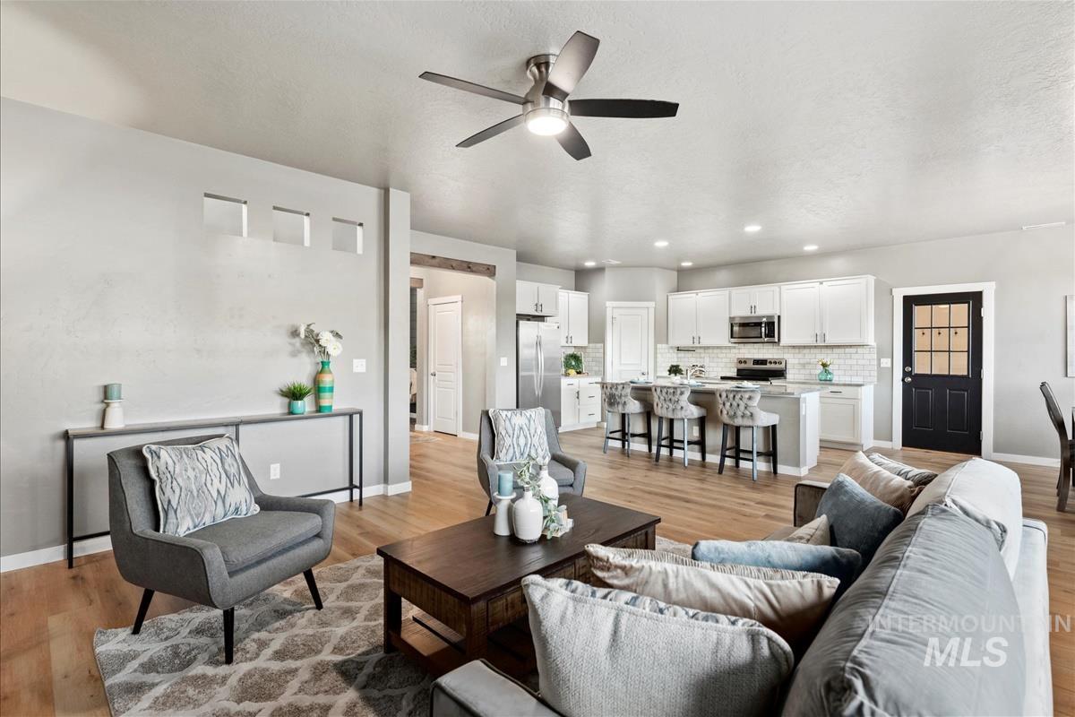 4643 S Martinel Way, Meridian, Idaho 83642, 4 Bedrooms, 2.5 Bathrooms, Residential For Sale, Price $589,900, 98965683