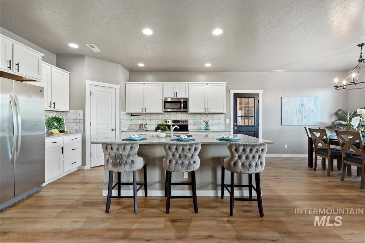 4643 S Martinel Way, Meridian, Idaho 83642, 4 Bedrooms, 2.5 Bathrooms, Residential For Sale, Price $589,900, 98965683
