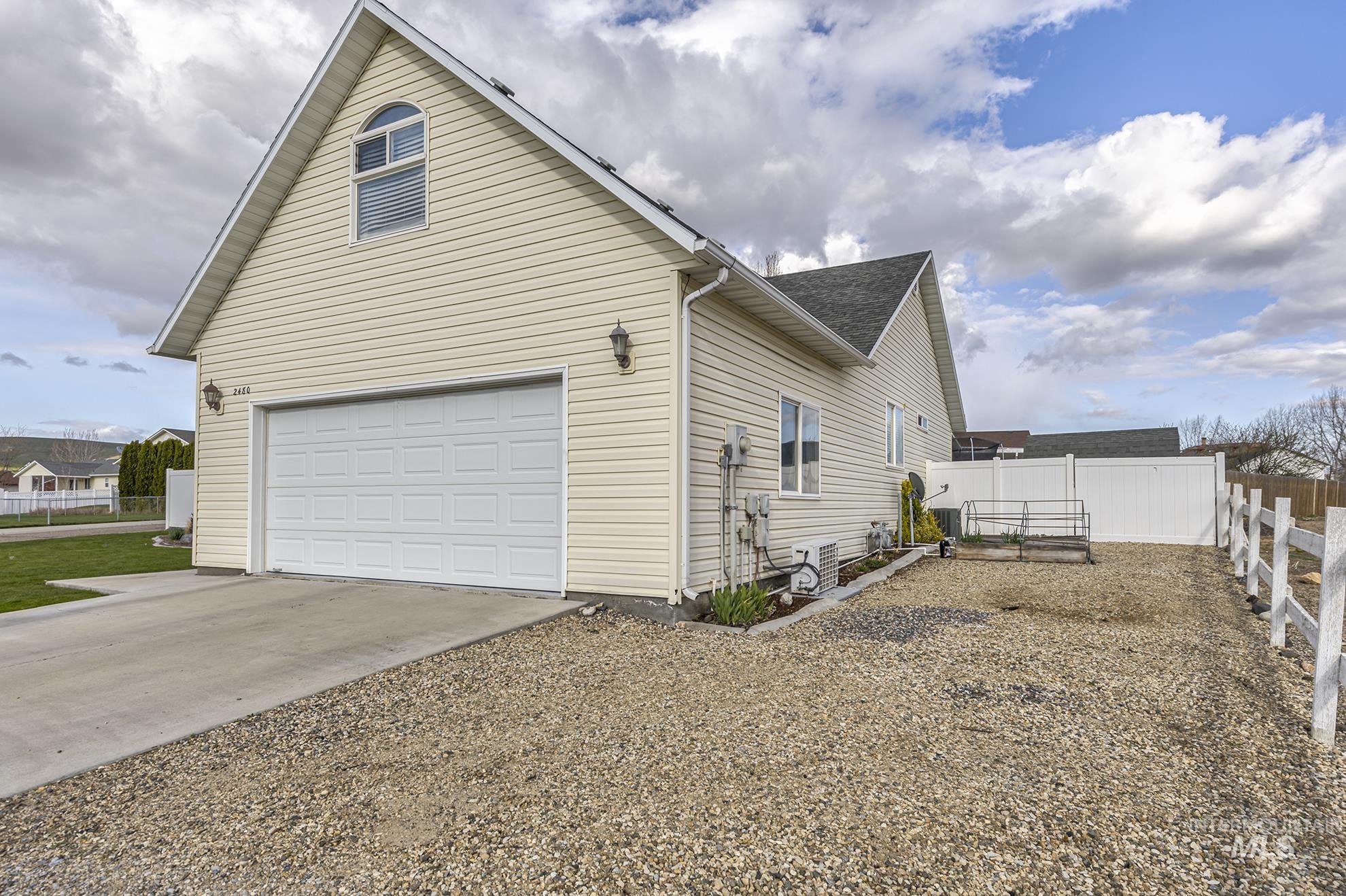 2480 W 9th Street, Weiser, Idaho 83672, 4 Bedrooms, 2 Bathrooms, Residential For Sale, Price $389,900, 98965686