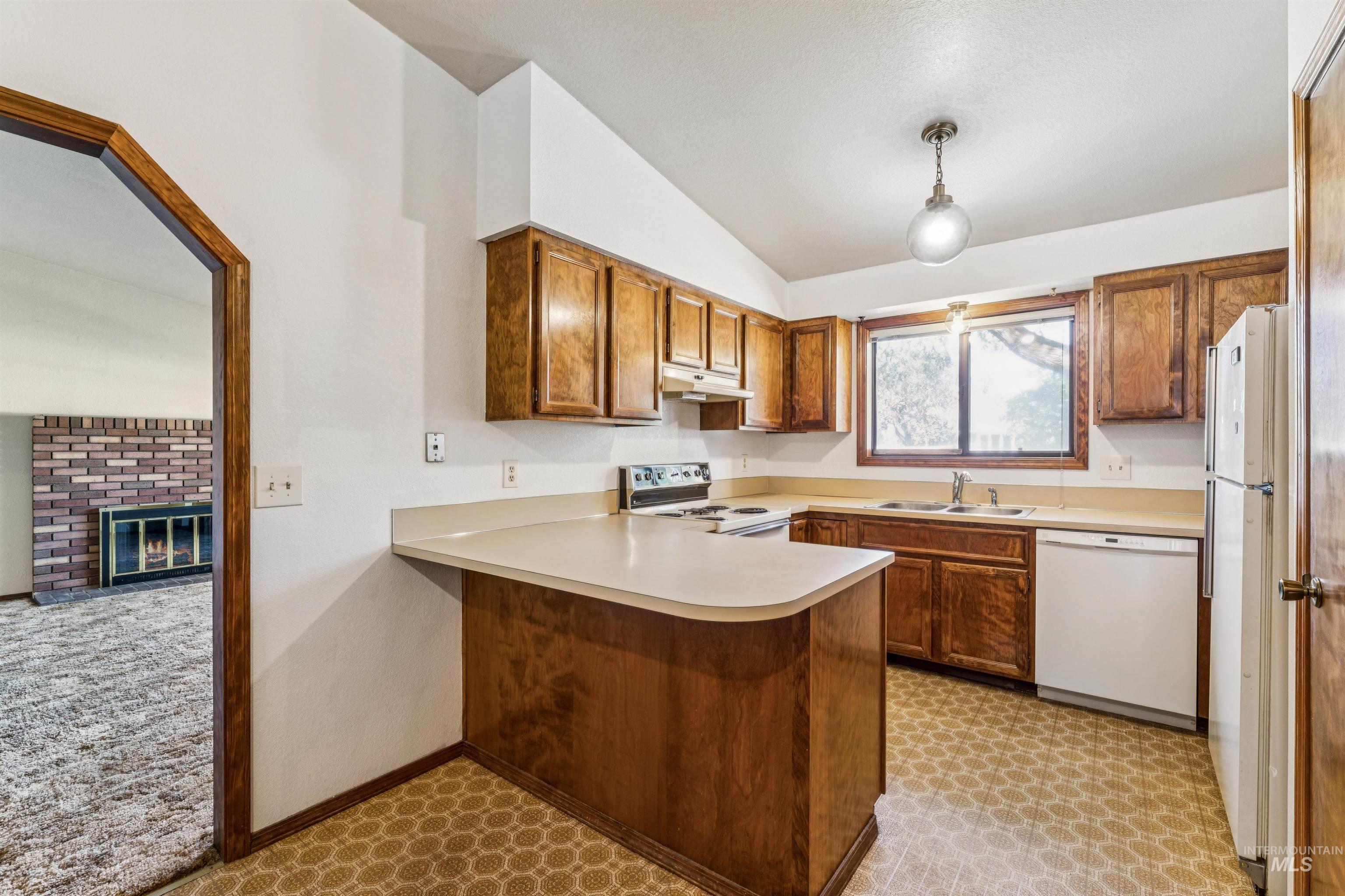 4367 S Cochees Way, Boise, Idaho 83709-0000, 3 Bedrooms, 2 Bathrooms, Residential For Sale, Price $345,000, 98965696